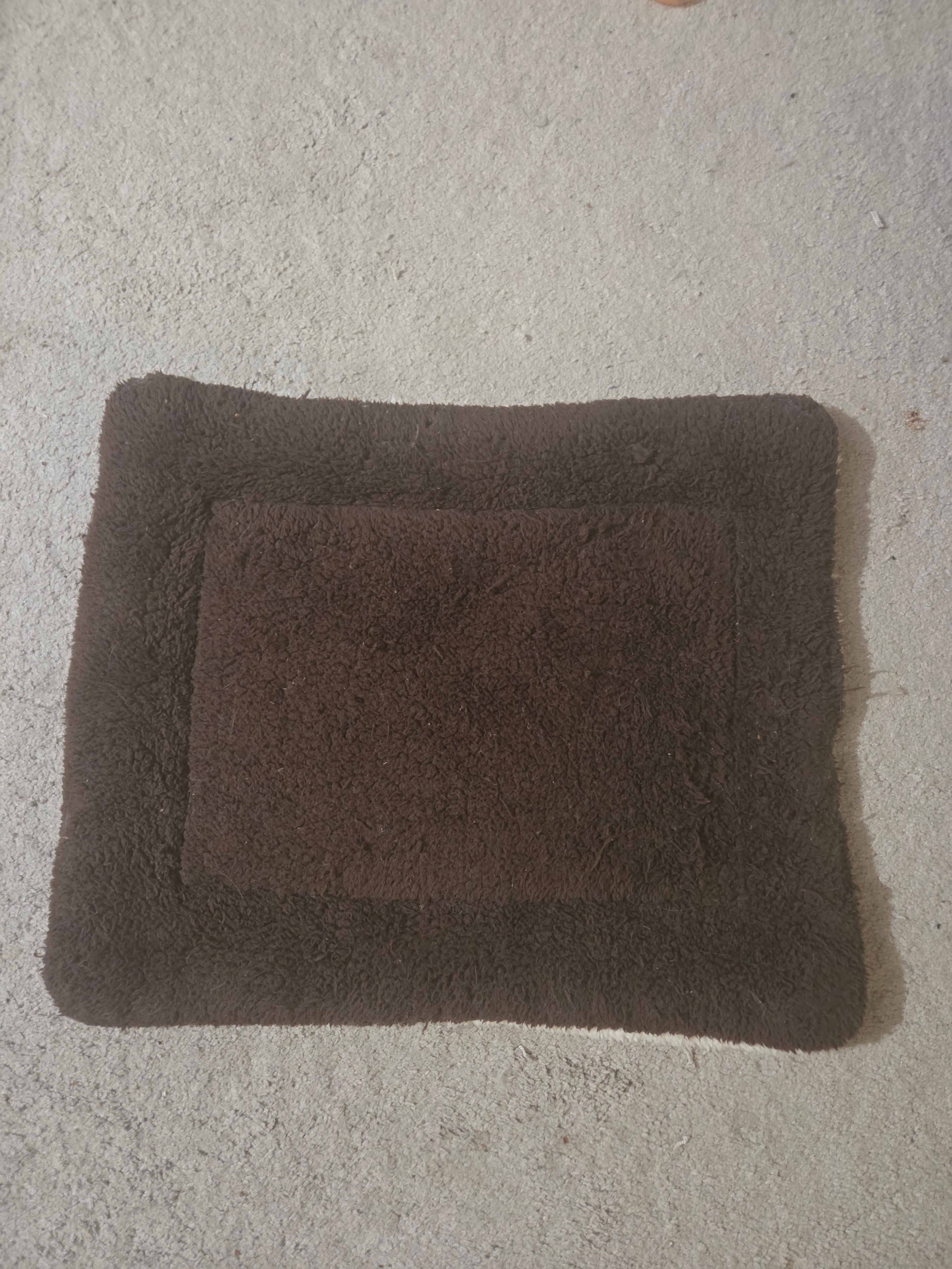 K&H Self-Warming Cat Mat 20x16", Thermal Pet Crate Pad