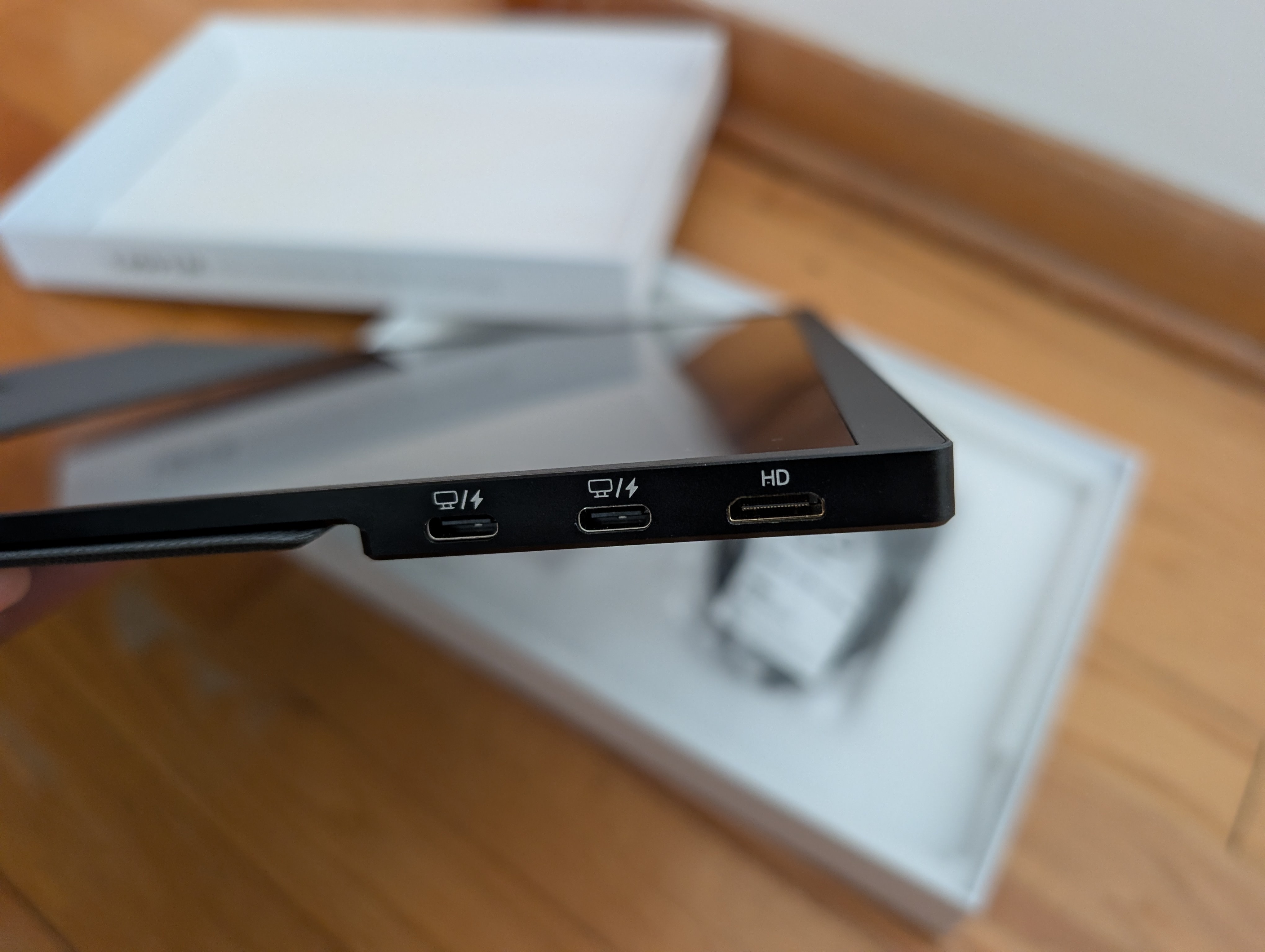 WGK Portable Monitor W140F1 - photo 2