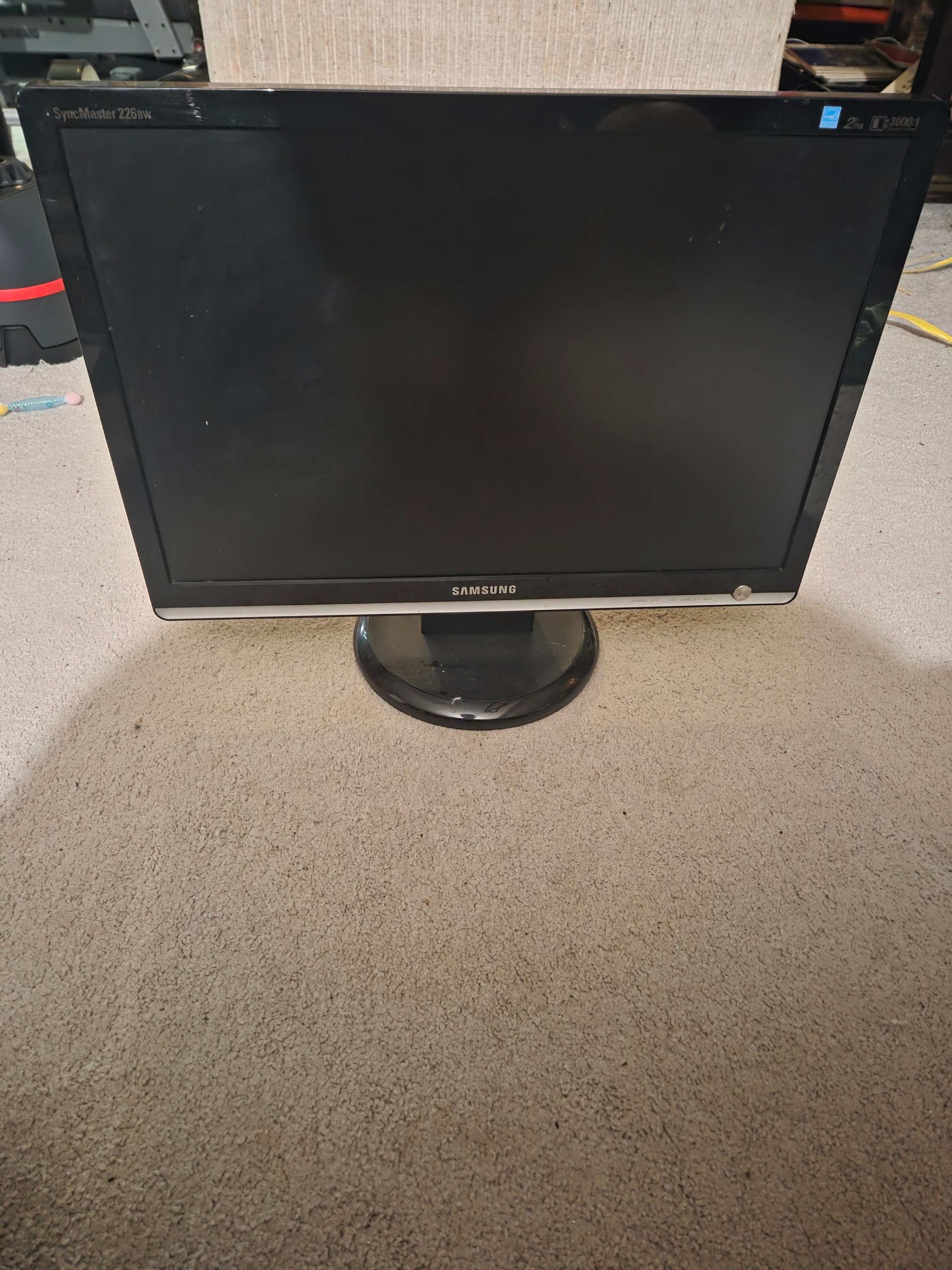 Samsung SyncMaster 226BW 22" Monitor, For Parts / Repair