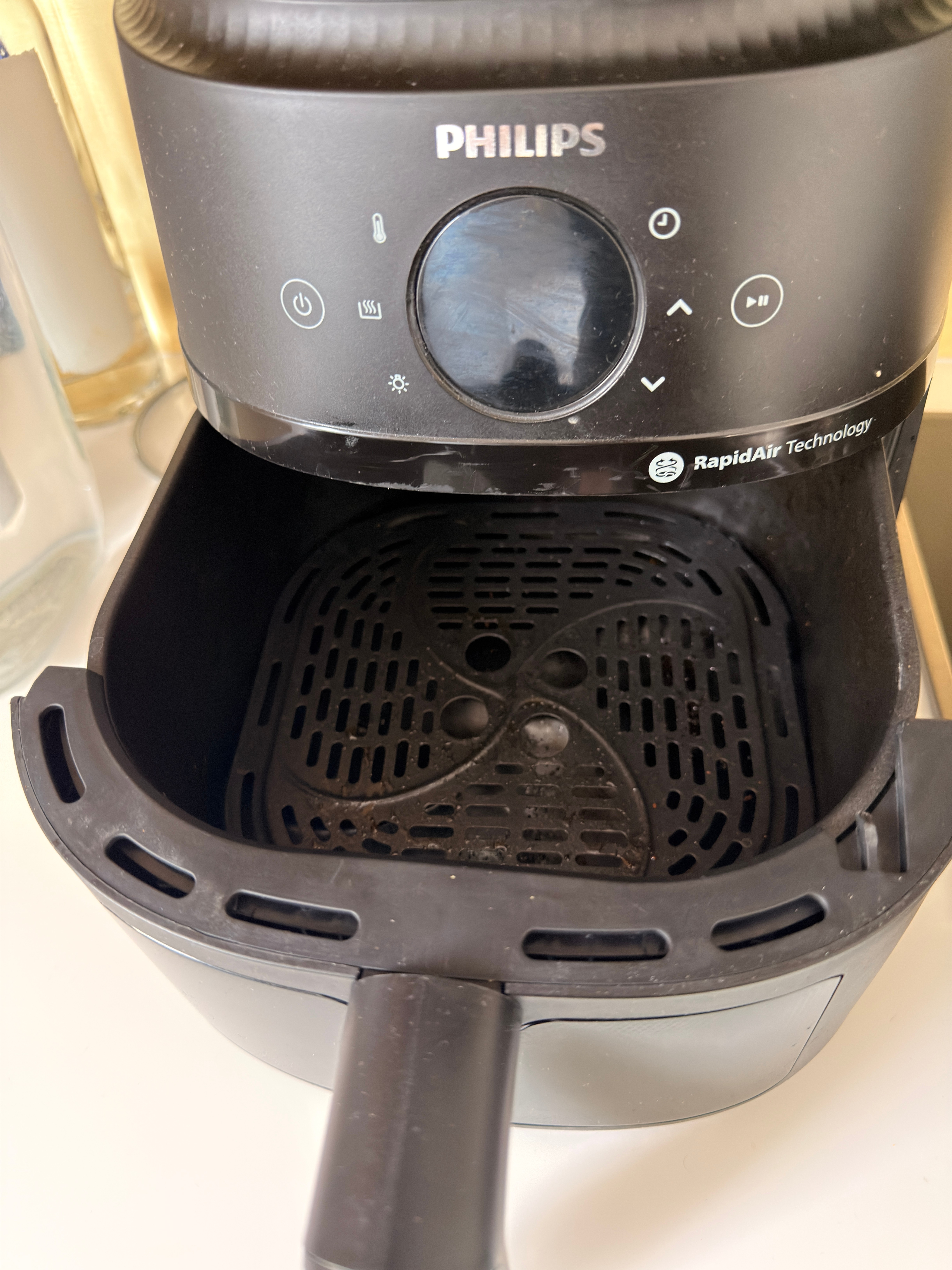 Philips 2000 Series Air Fryer – Excellent Condition - photo 4