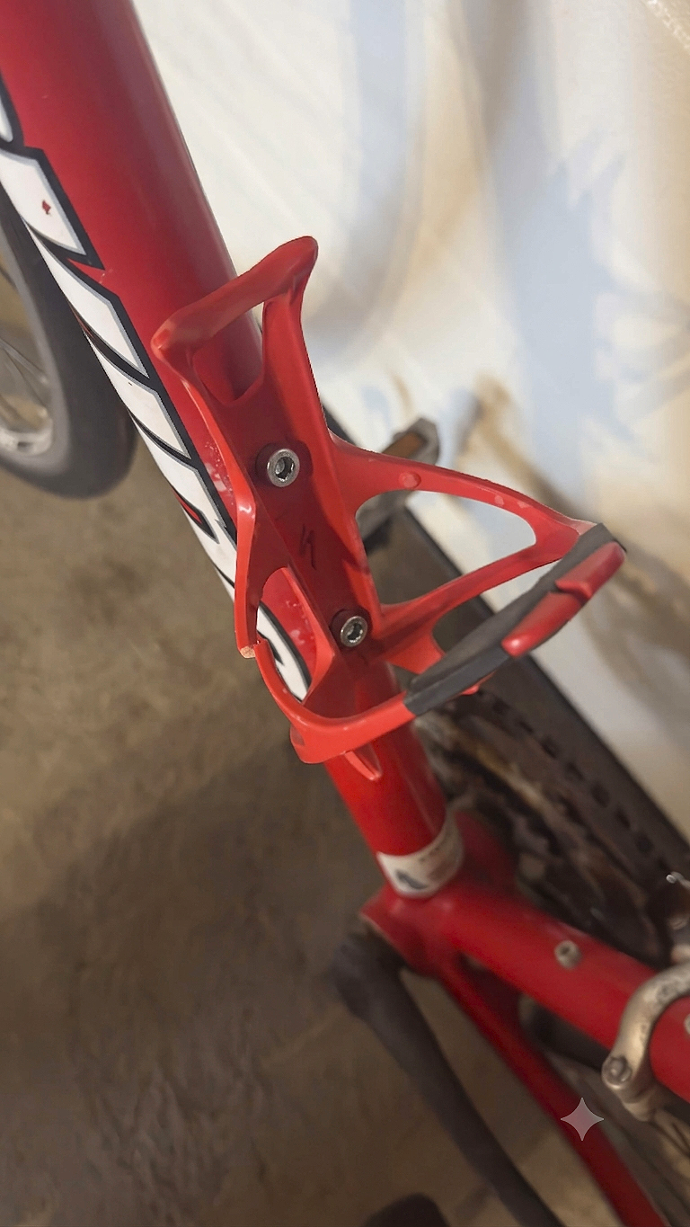 Devinci Chicane Road Bike - Used Like New + Helmet - photo 4