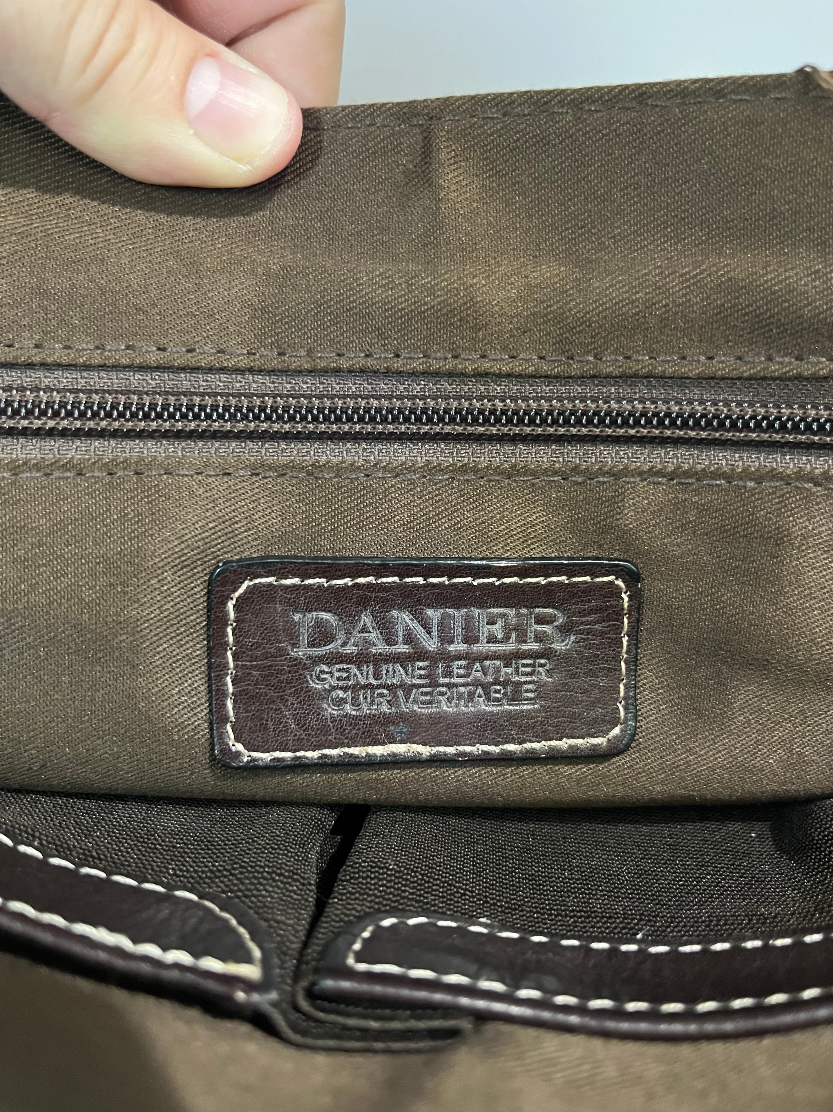 Danier Genuine Leather Messenger Bag - Brown - photo 3
