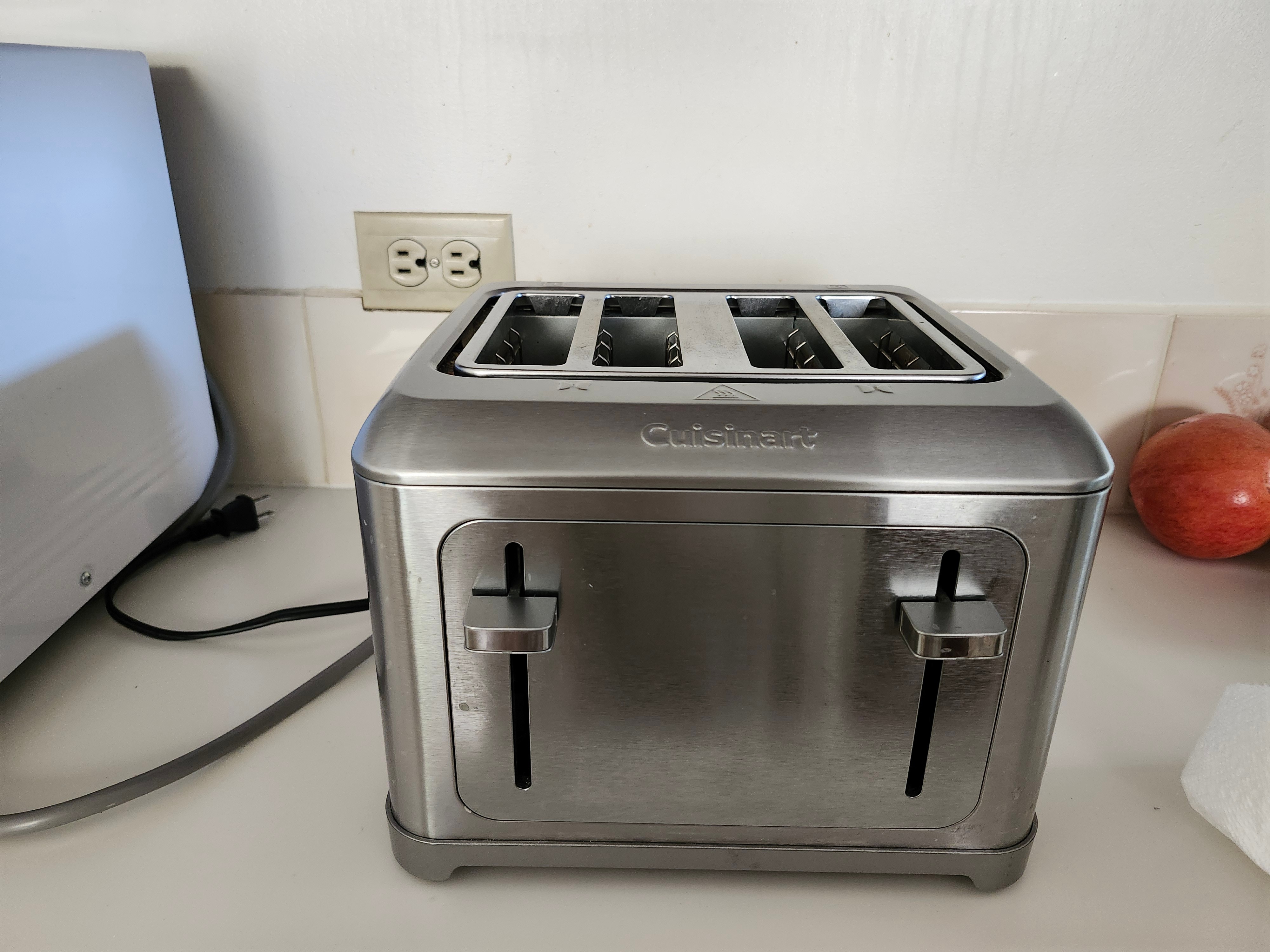 Cuisinart 4-Slice Stainless Steel Toaster - photo 2