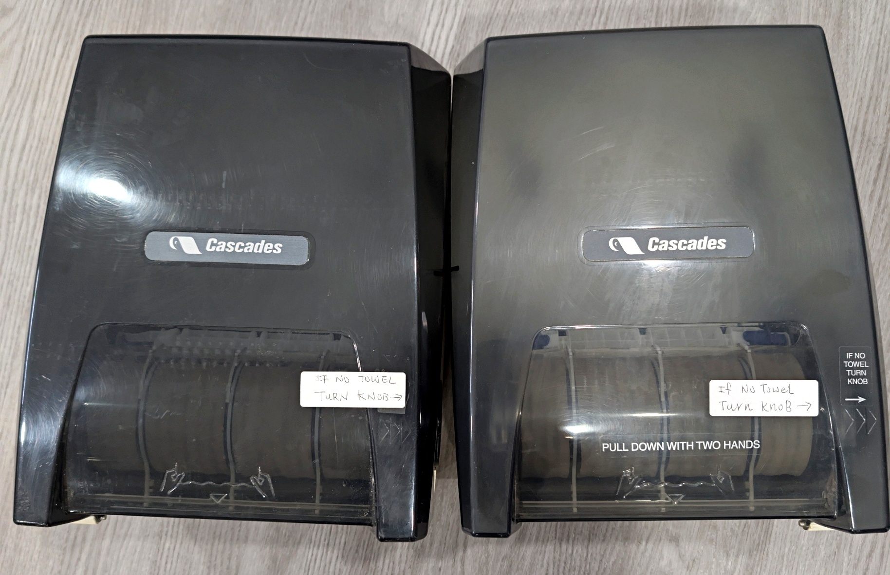 2 paper towel dispenser