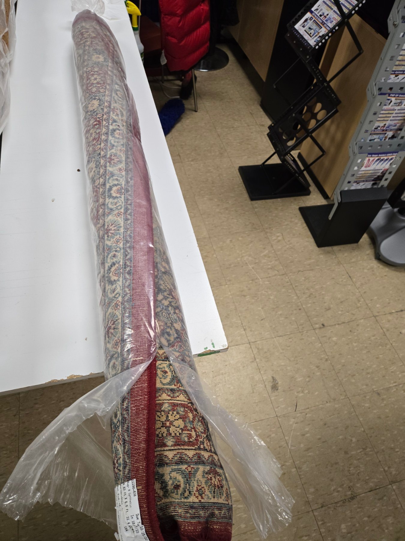Vintage 5'x6.5' Traditional Persian-Style Rug - Freshly Cleaned - photo 2