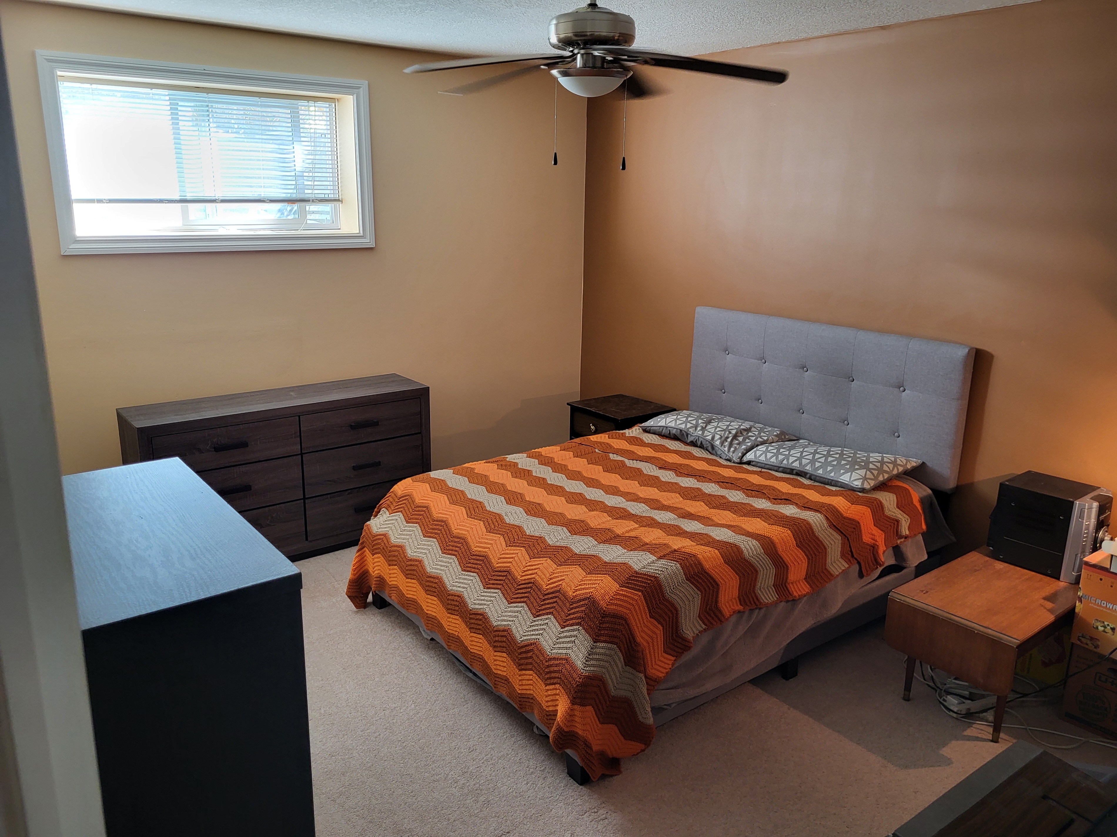 3 Bedroom, 2 Bathroom Basement Suite - photo 2