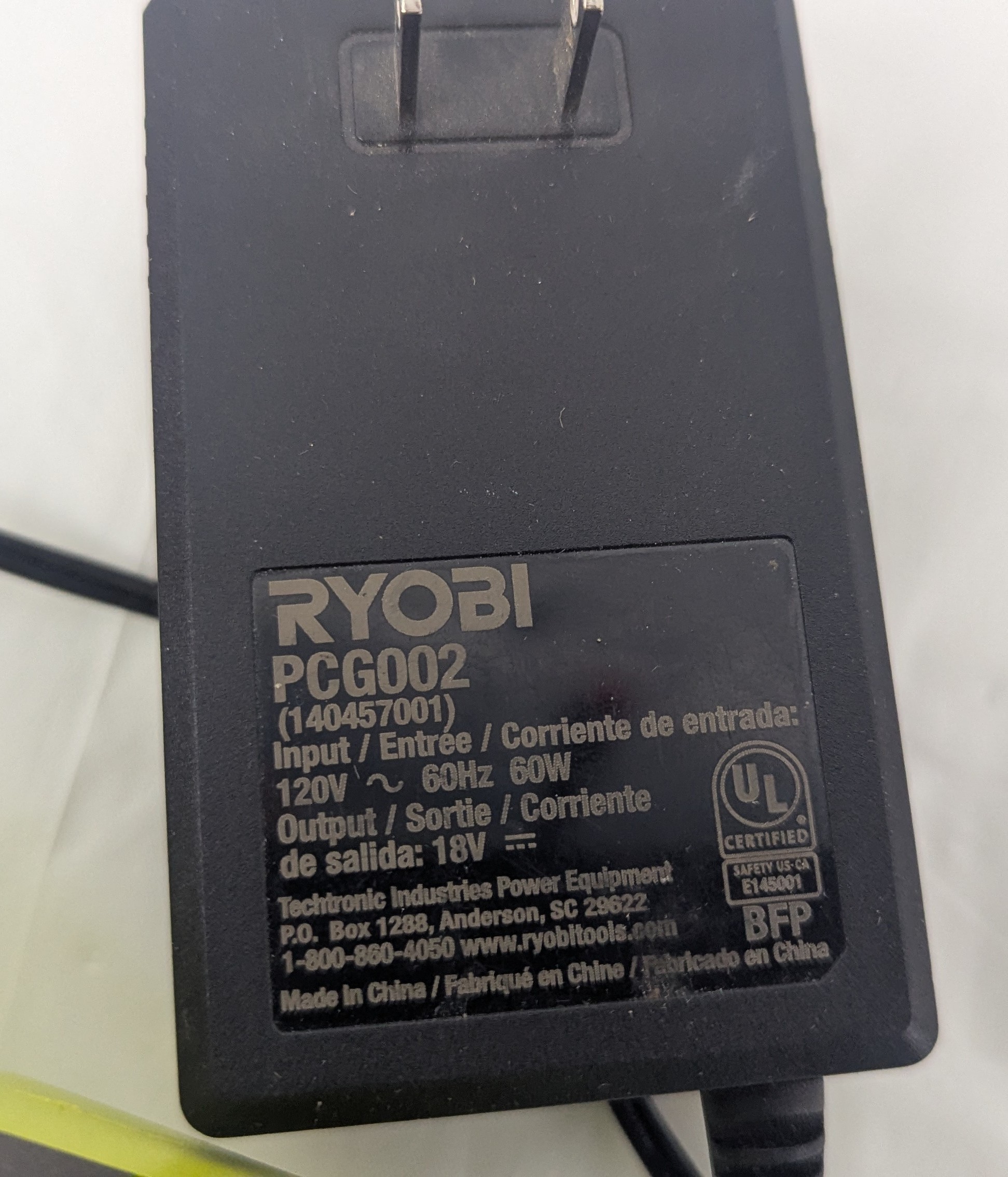 RYOBI ONE+ 18V Lithium-Ion Charger PCG002 18V - photo 4