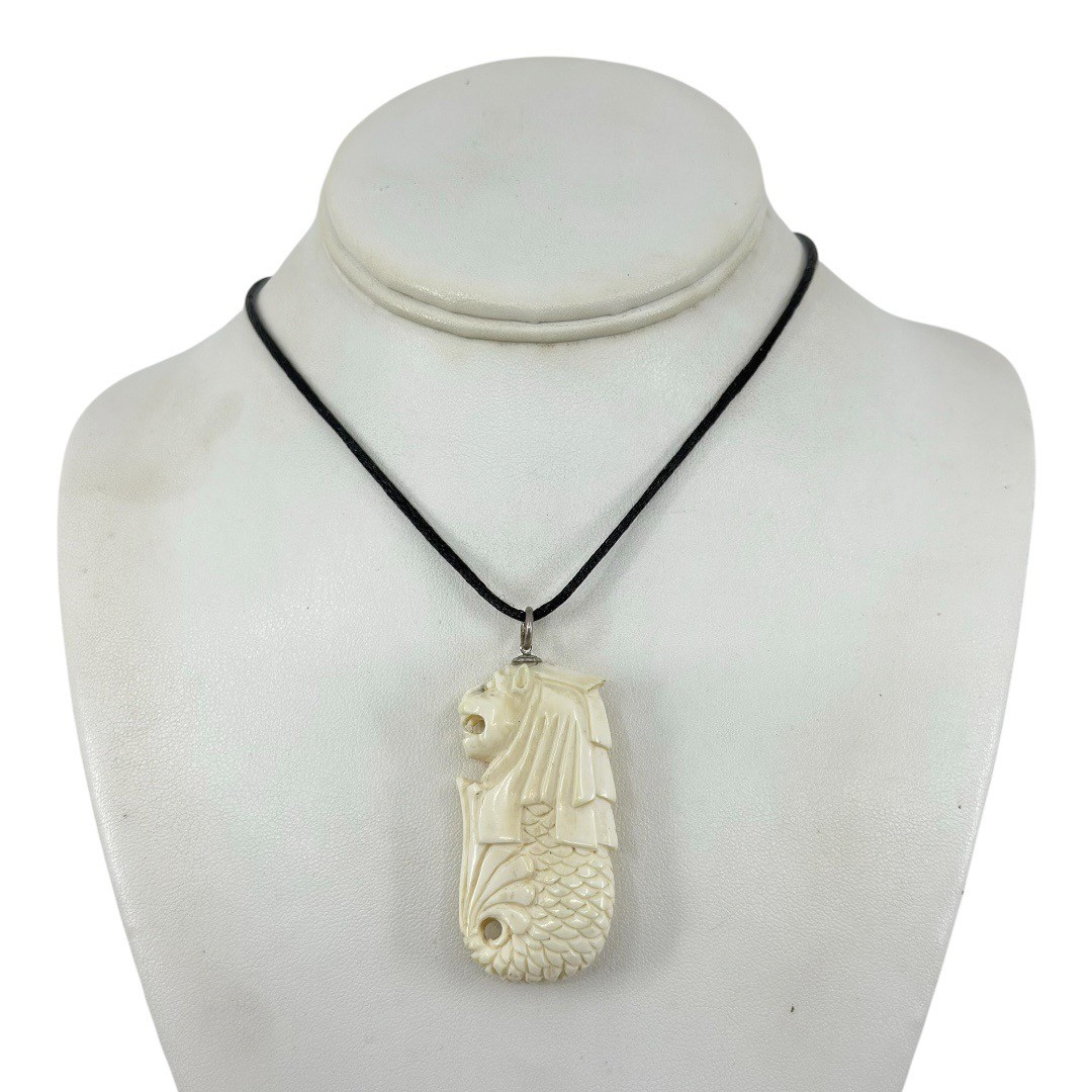 Vintage sterling silver carved bone Merlion pendant - GM1216 - photo 5