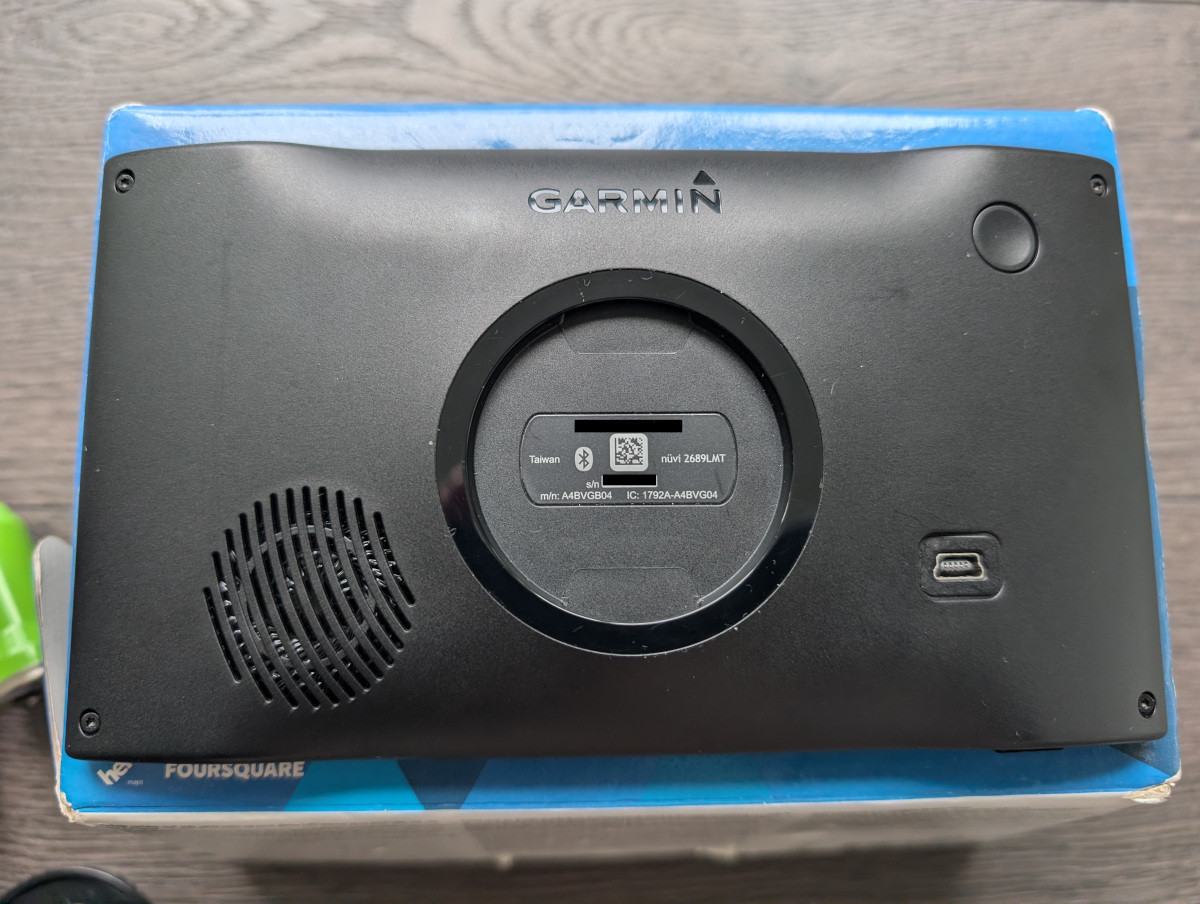 Garmin GPS nuvi 2689 LMT - photo 3
