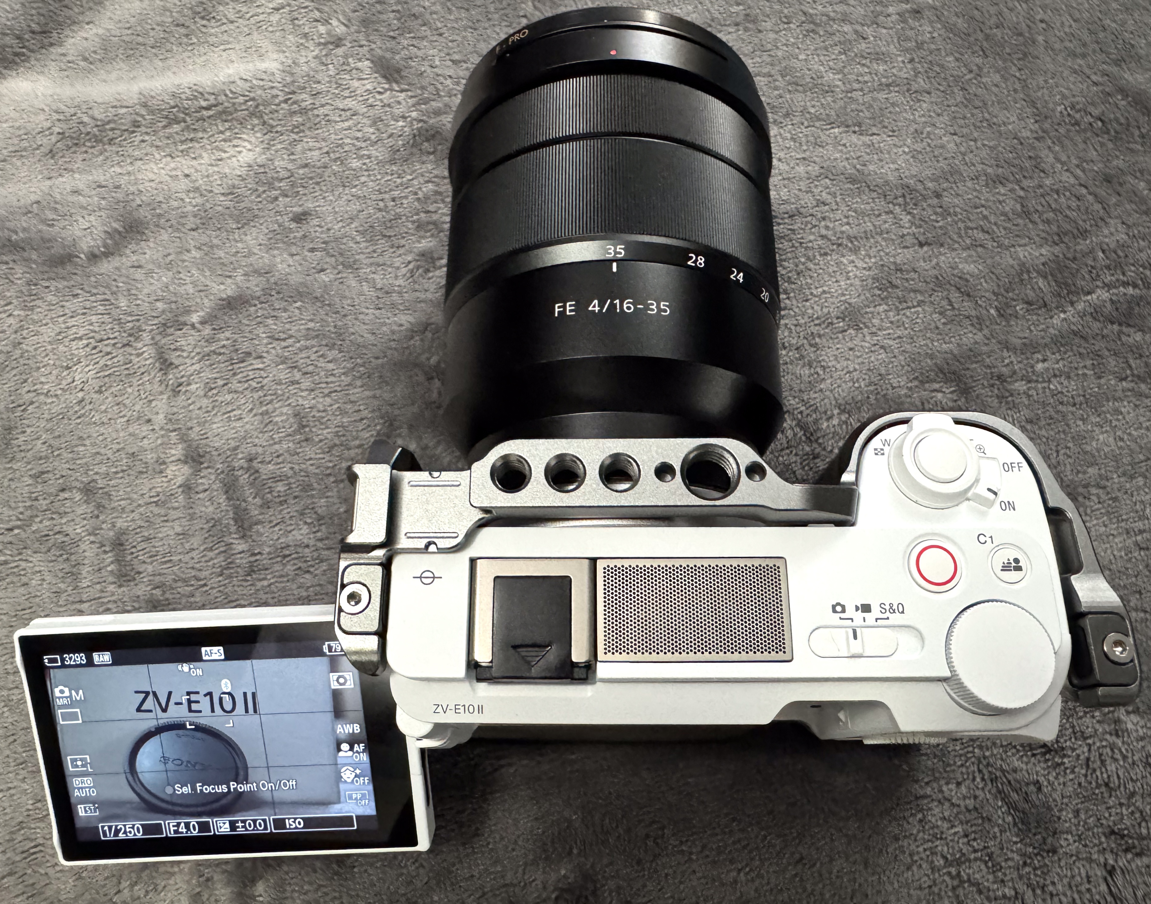 🔥Sony ZV-E10II, Warranty, Cage, Sony ZEISS FE 16-35mm OSS Lens🔥 - photo 4