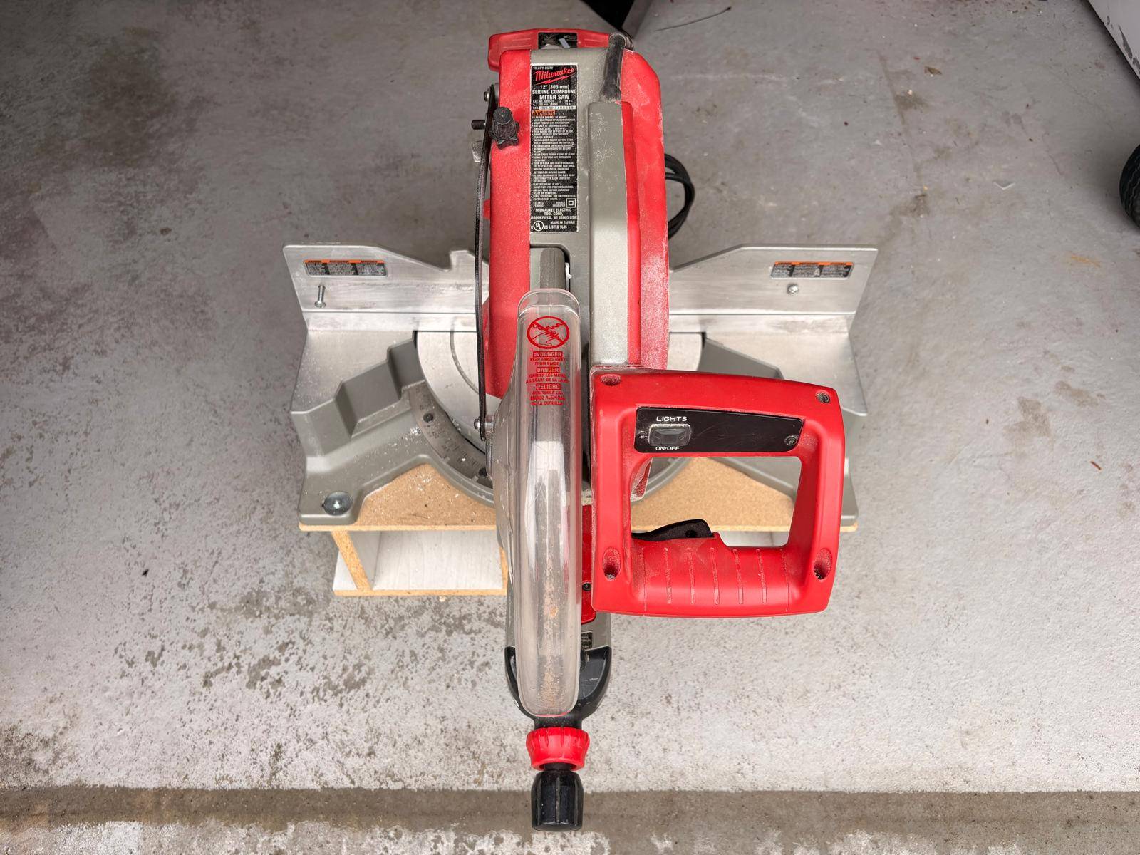Milwaukee 12" Sliding Compound Miter Saw - photo 5
