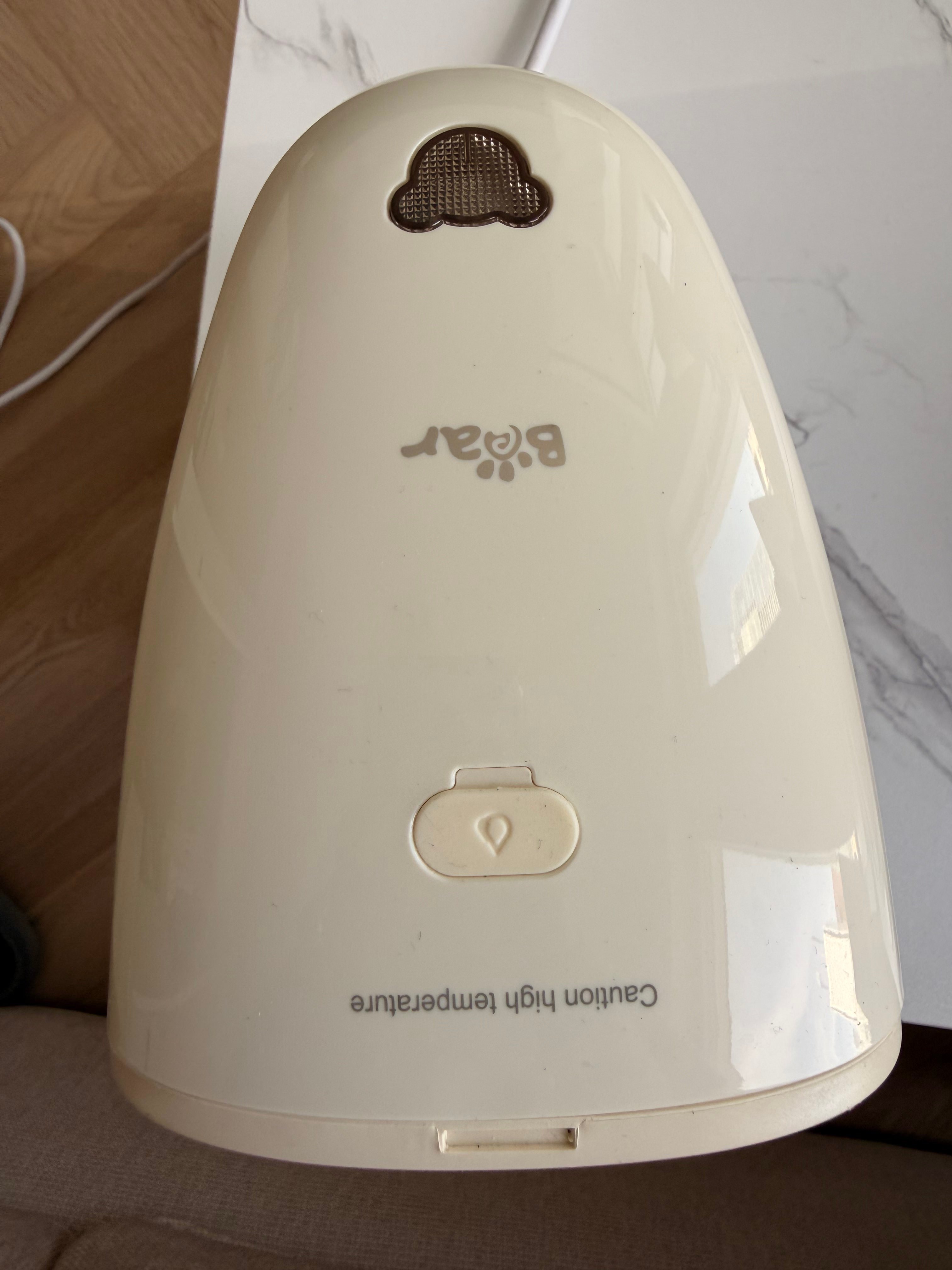 Handheld Clothes Steamer (1300W) – Excellent Condition - photo 3