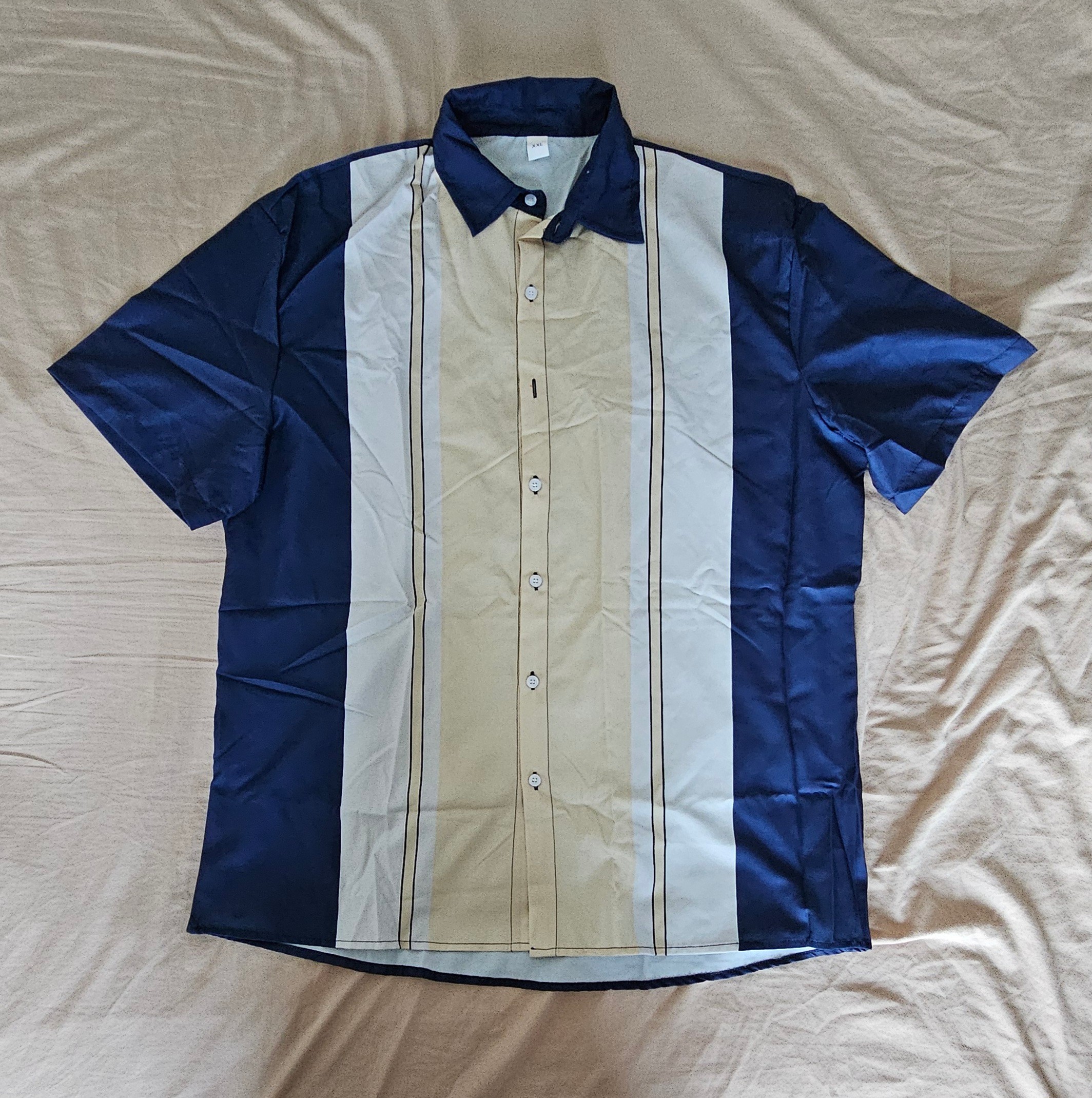 BRAND NEW MENS'S SHORT SLEEVE SHIRT (XXL - 2 QTY) - photo 2