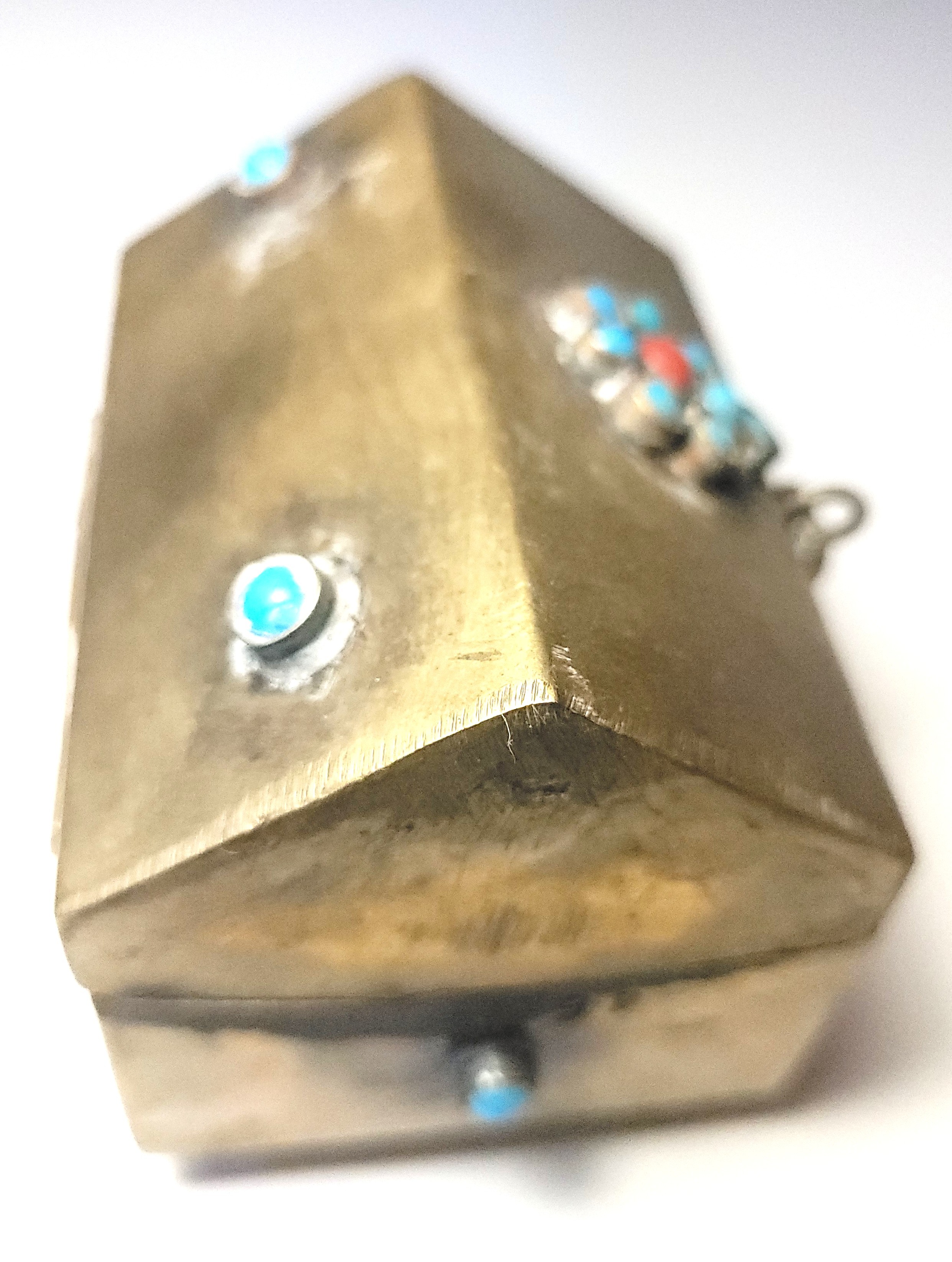 1950 Tibetan Brass Trinket Box Turquoise Coral Cabochons Small - photo 3