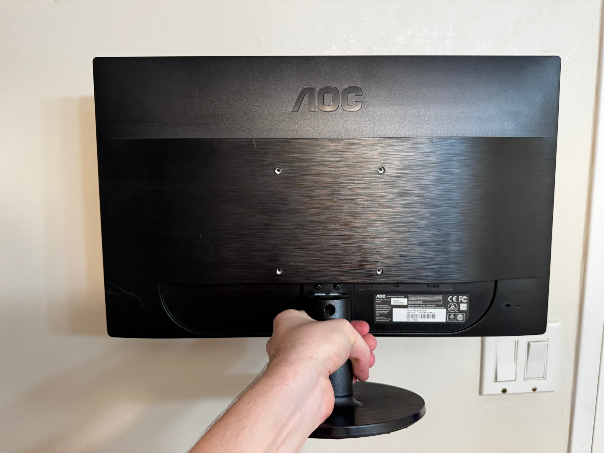 19.5-inch AOC E2060SWD Monitor - photo 2