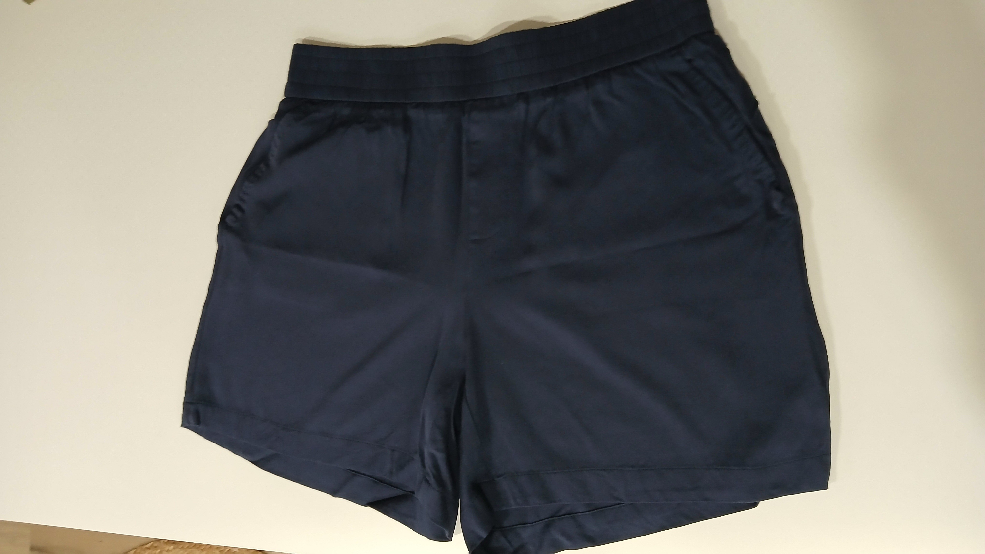 Denver Hayes Navy Viscose Shorts, Never Worn