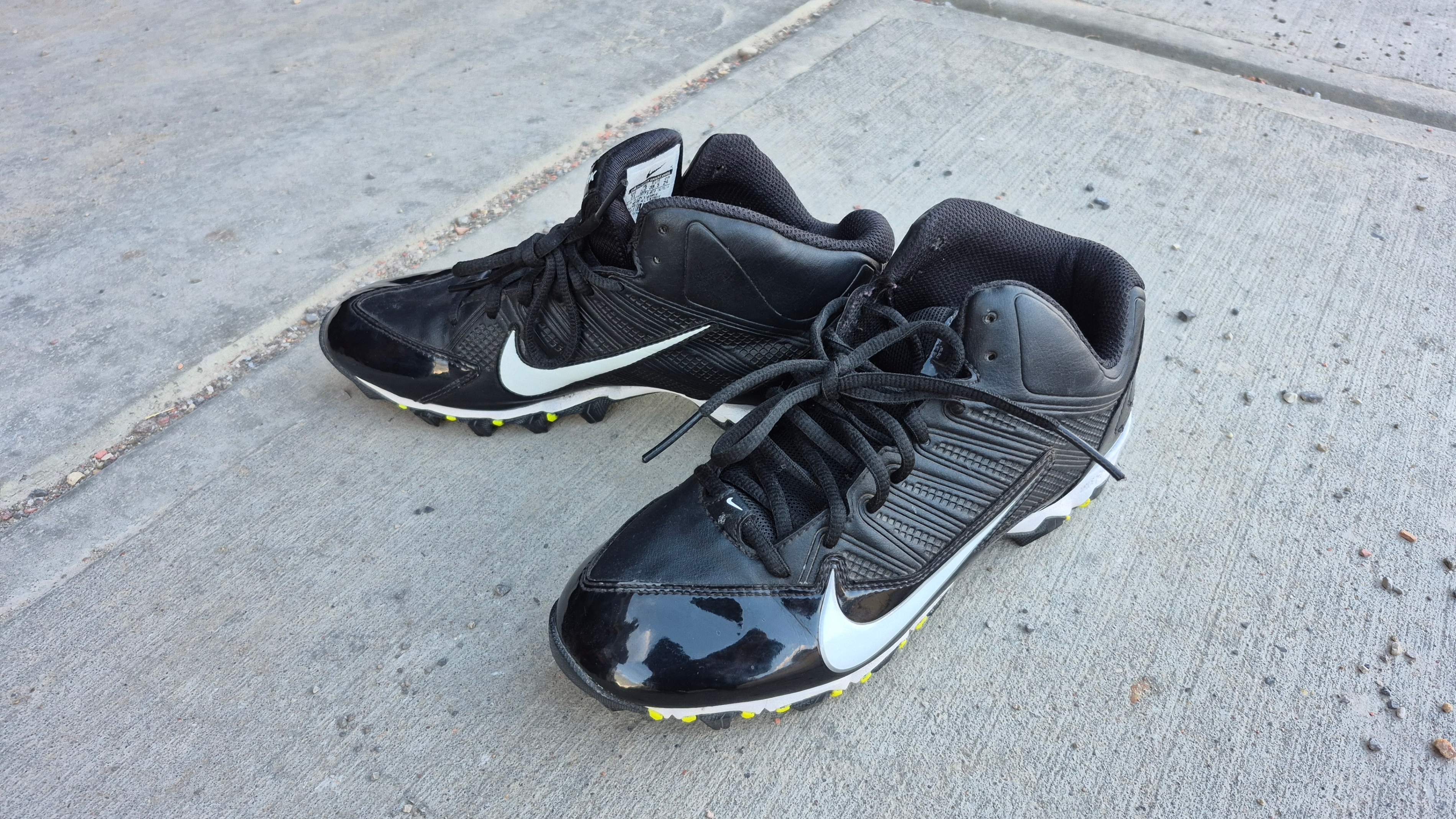Nike Alpha Shark Football Cleats - photo 2