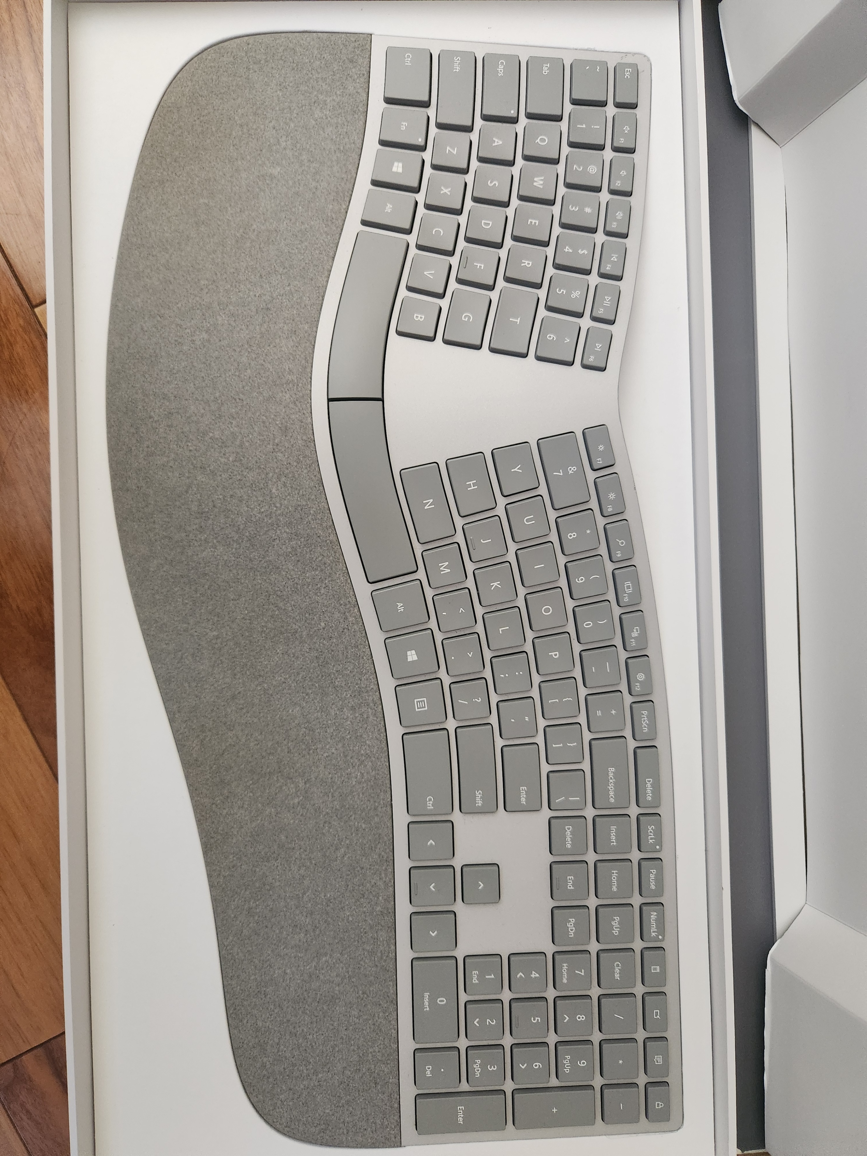 Microsoft Ergonomic Keyboard - photo 2
