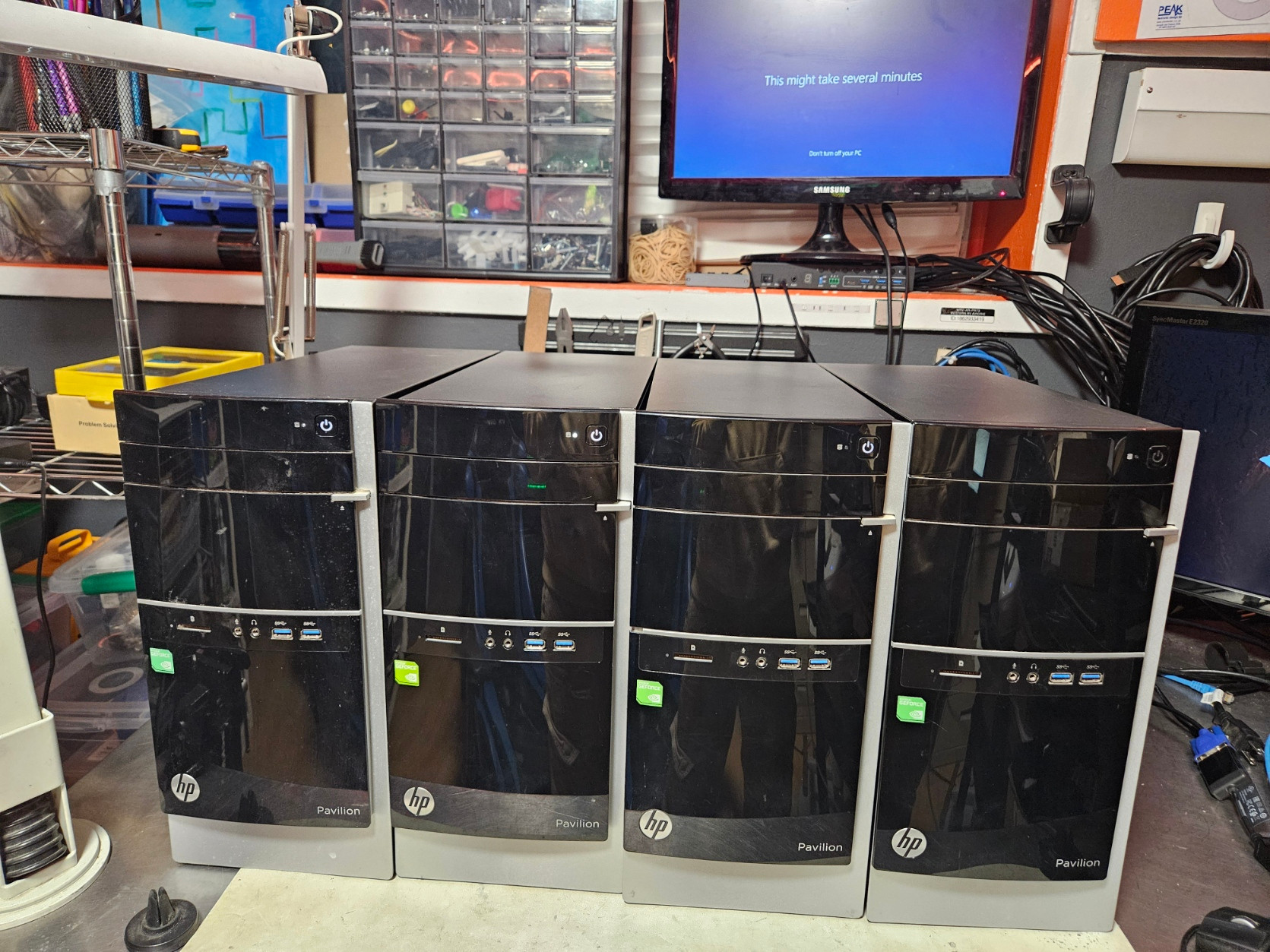 🖥️ LOT OF 4 — HP Pavilion Desktop PCs with Touch Screen Monitors - photo 3