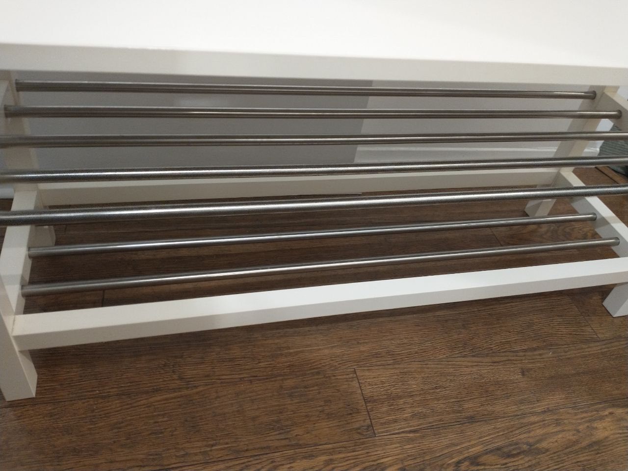 Bench with Shoe Storage - Like New - photo 4