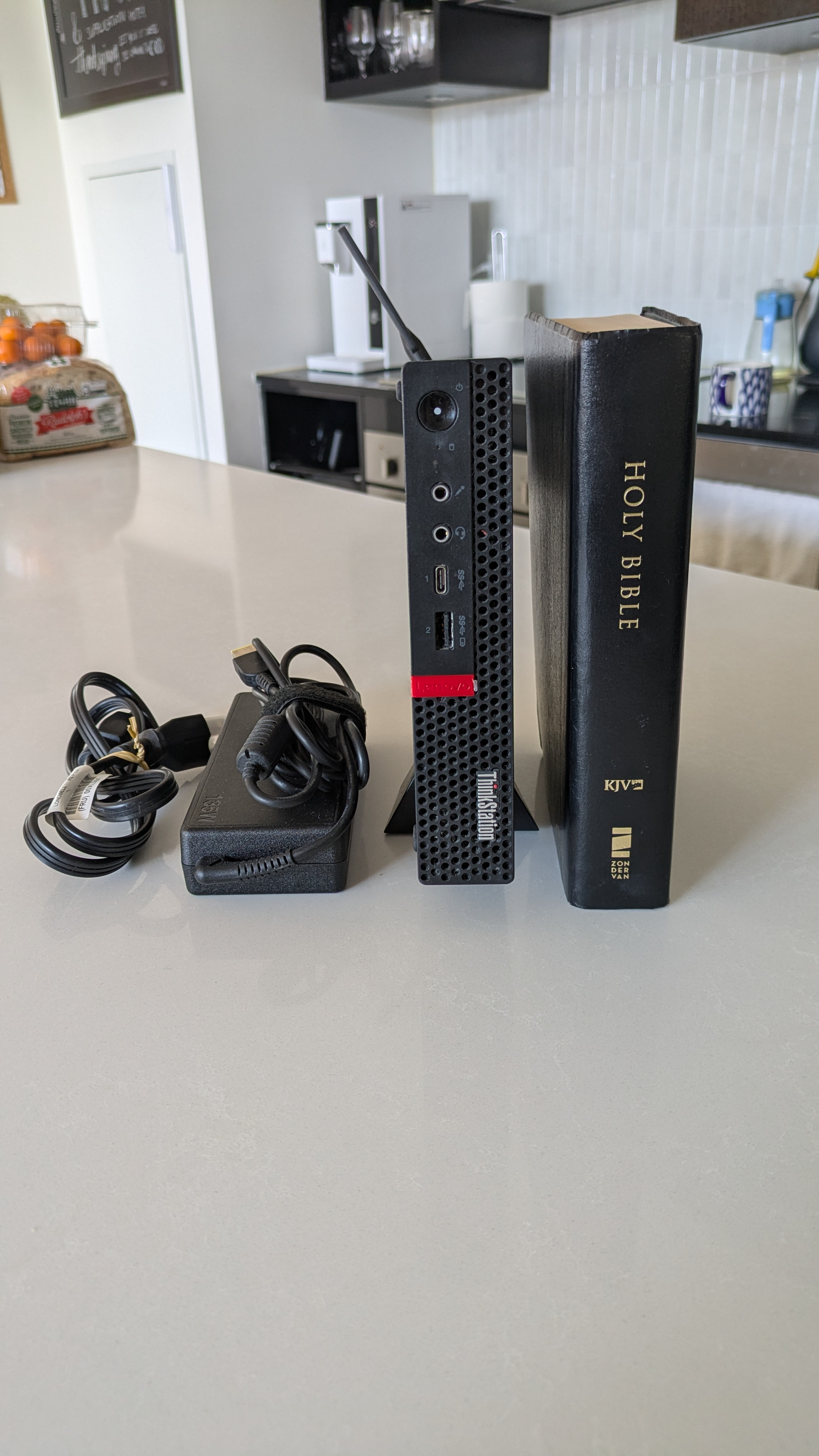 Lenovo ThinkStation P330 Tiny Desktop (Intel i7) - photo 2