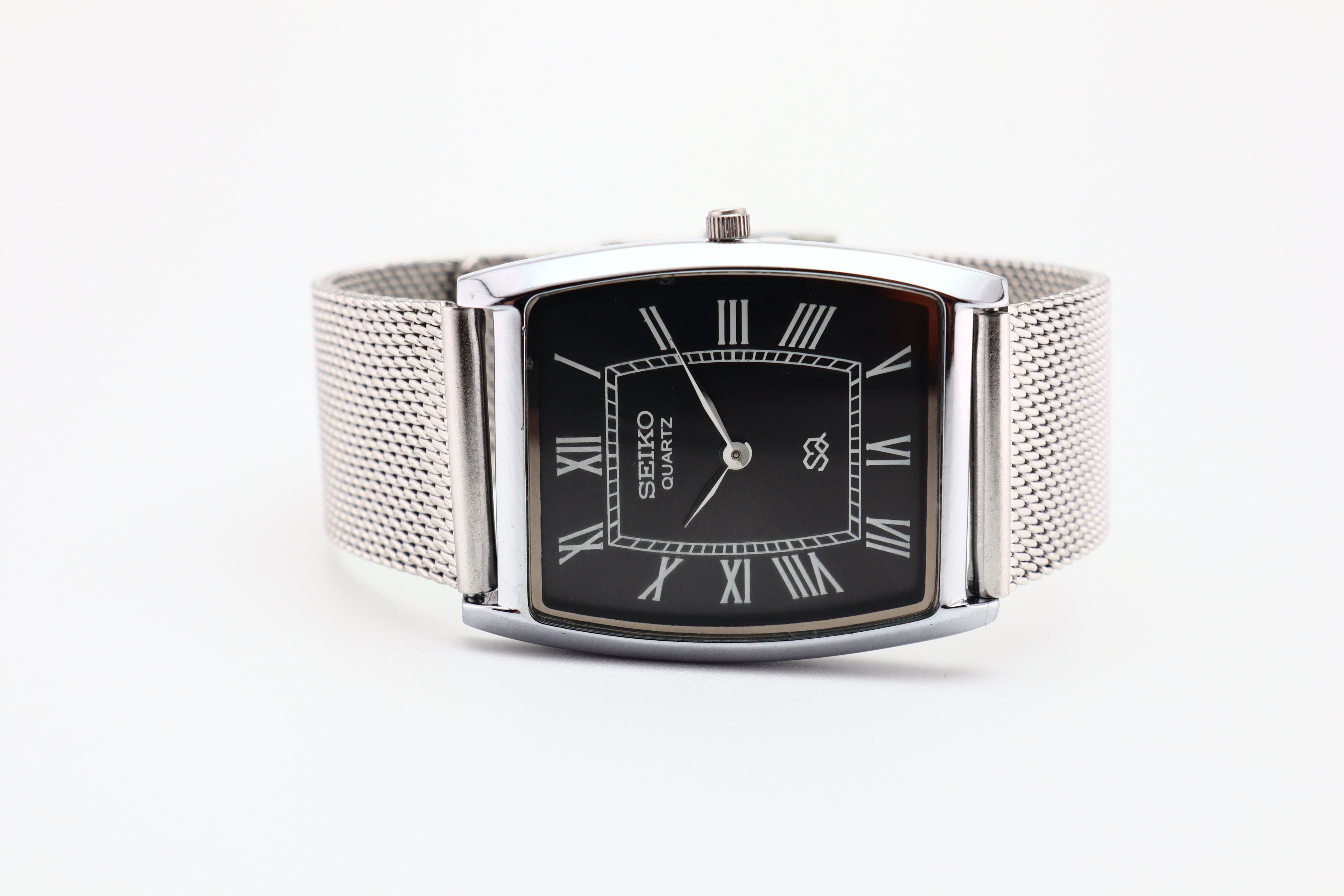 Refurbished Vintage Barrel Tank Men’s Watch - photo 3