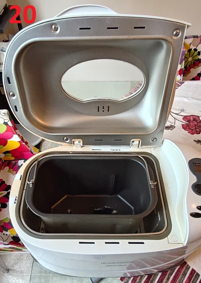 Black & Decker All-in-One Breadmaker 3lbs - photo 2