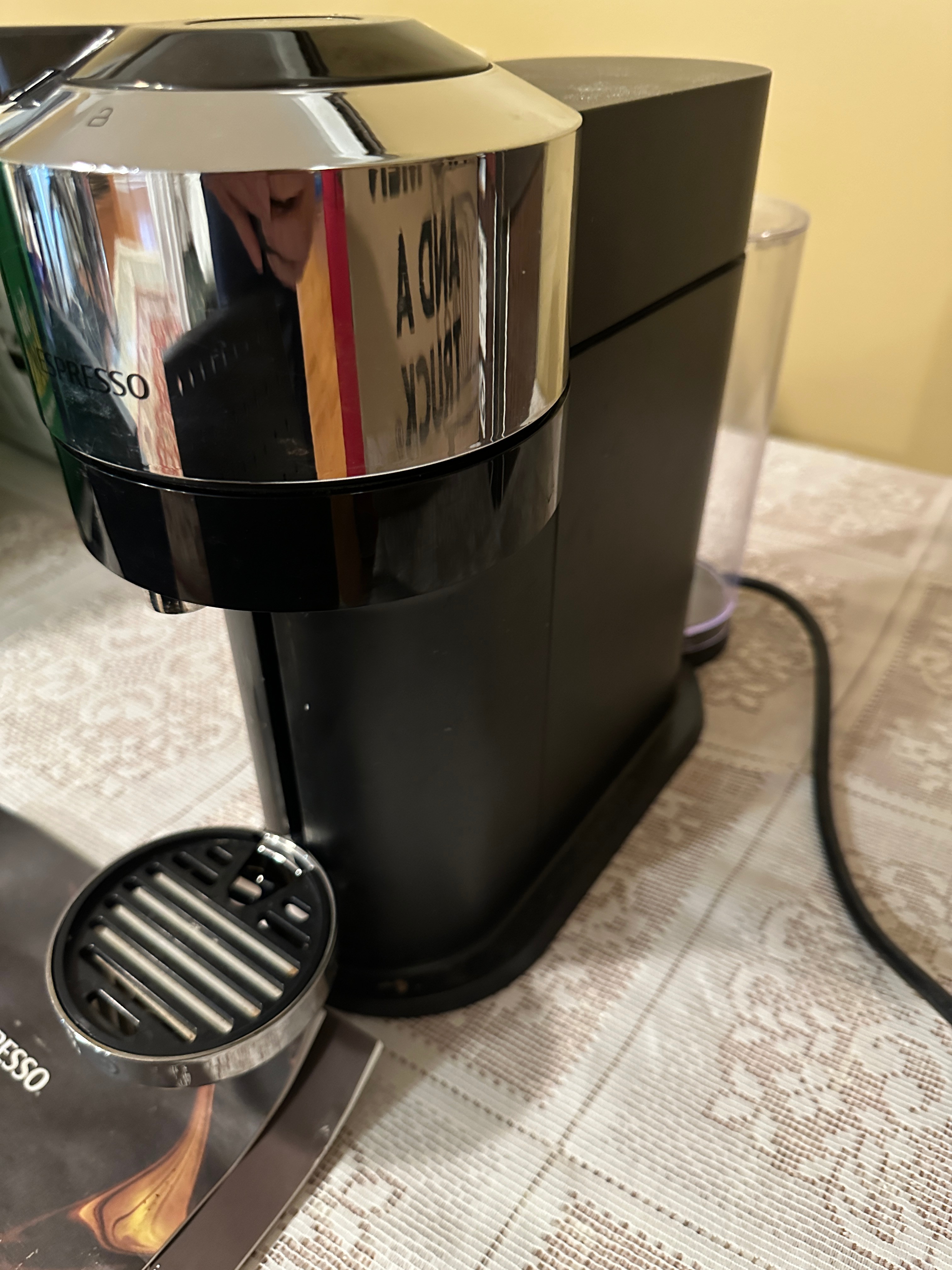 Nespresso VertuoPlus Coffee Machine - photo 3