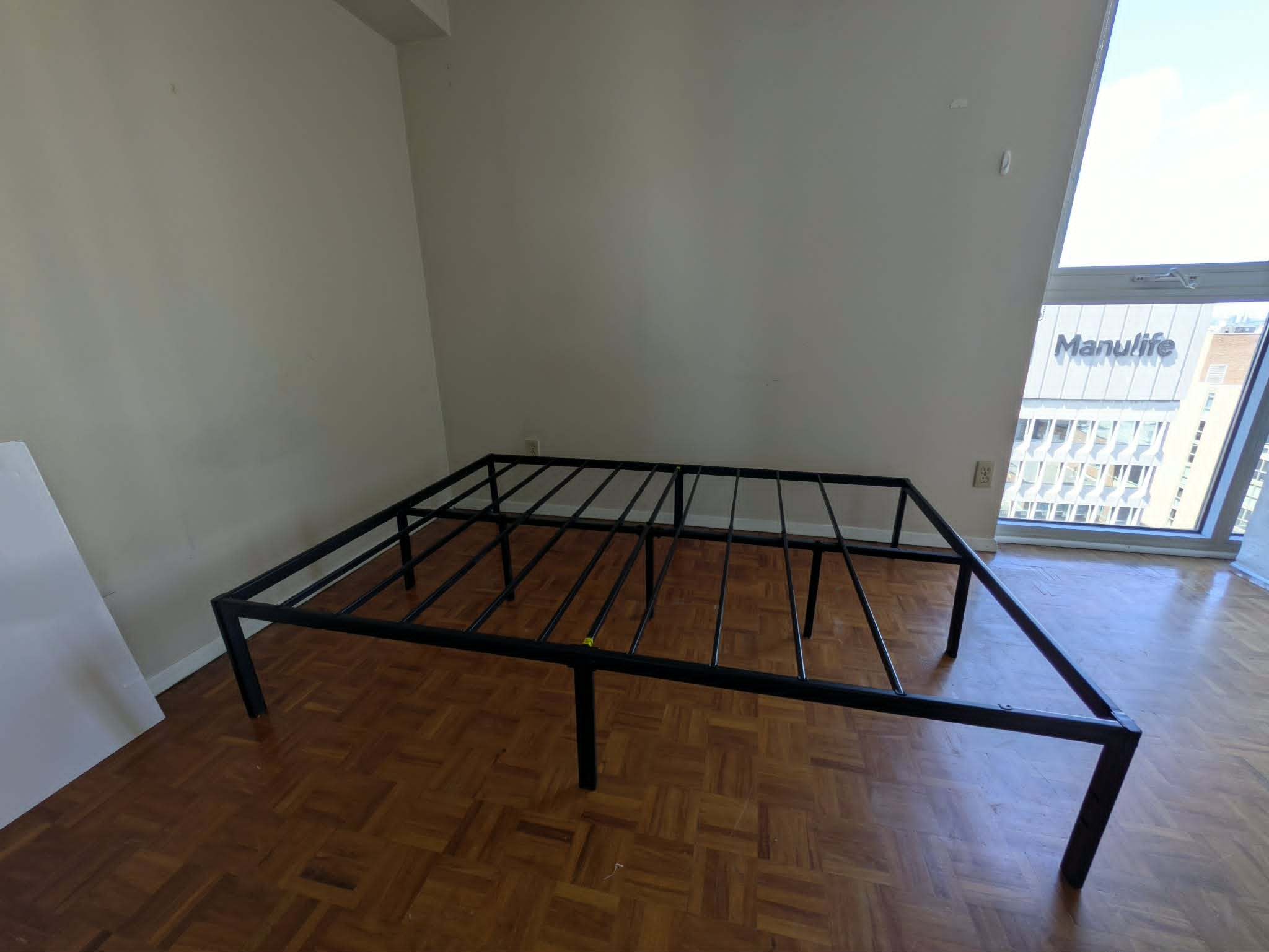 Bedframe - photo 2