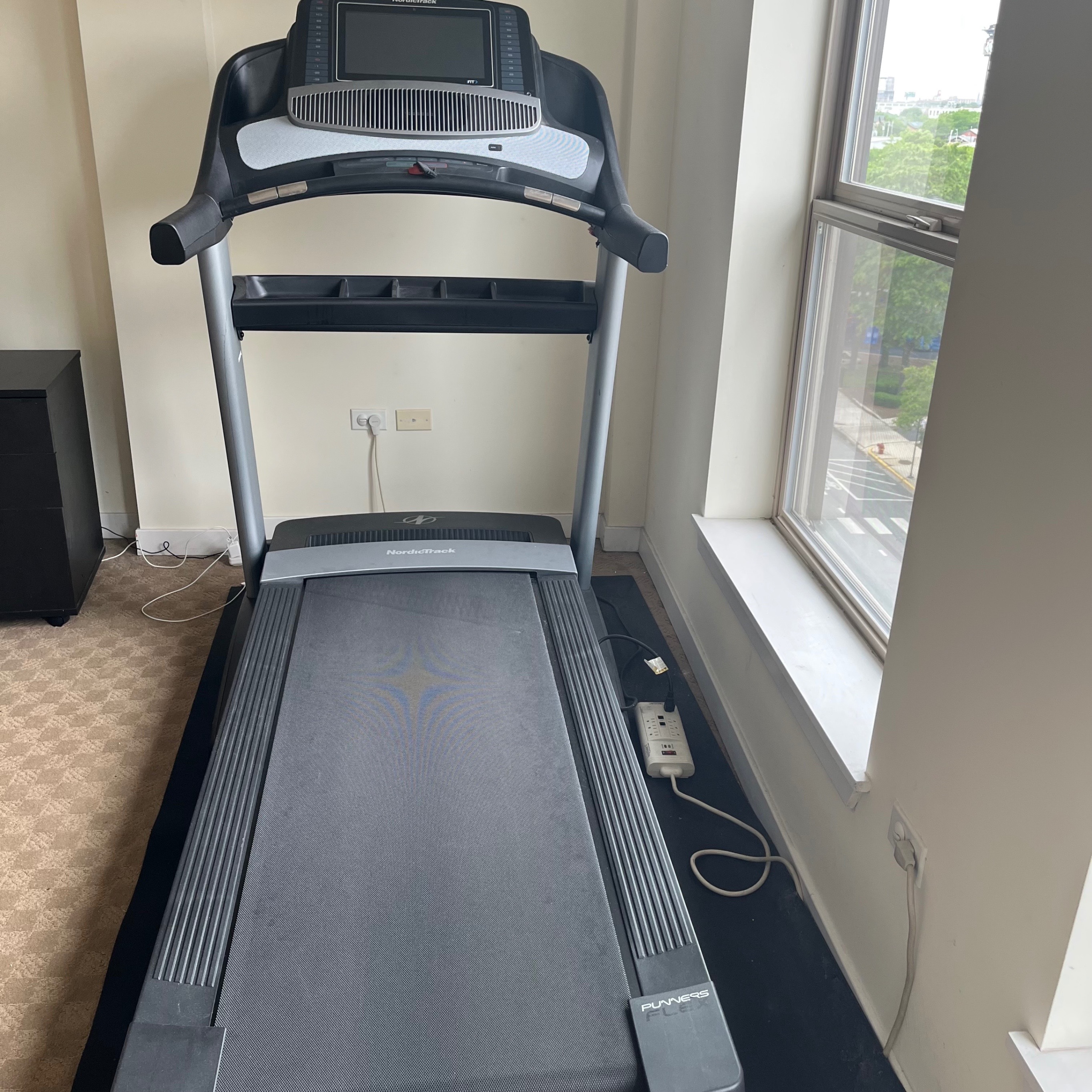 NordicTrack Commercial 2450 Treadmill  w floor mat - photo 2