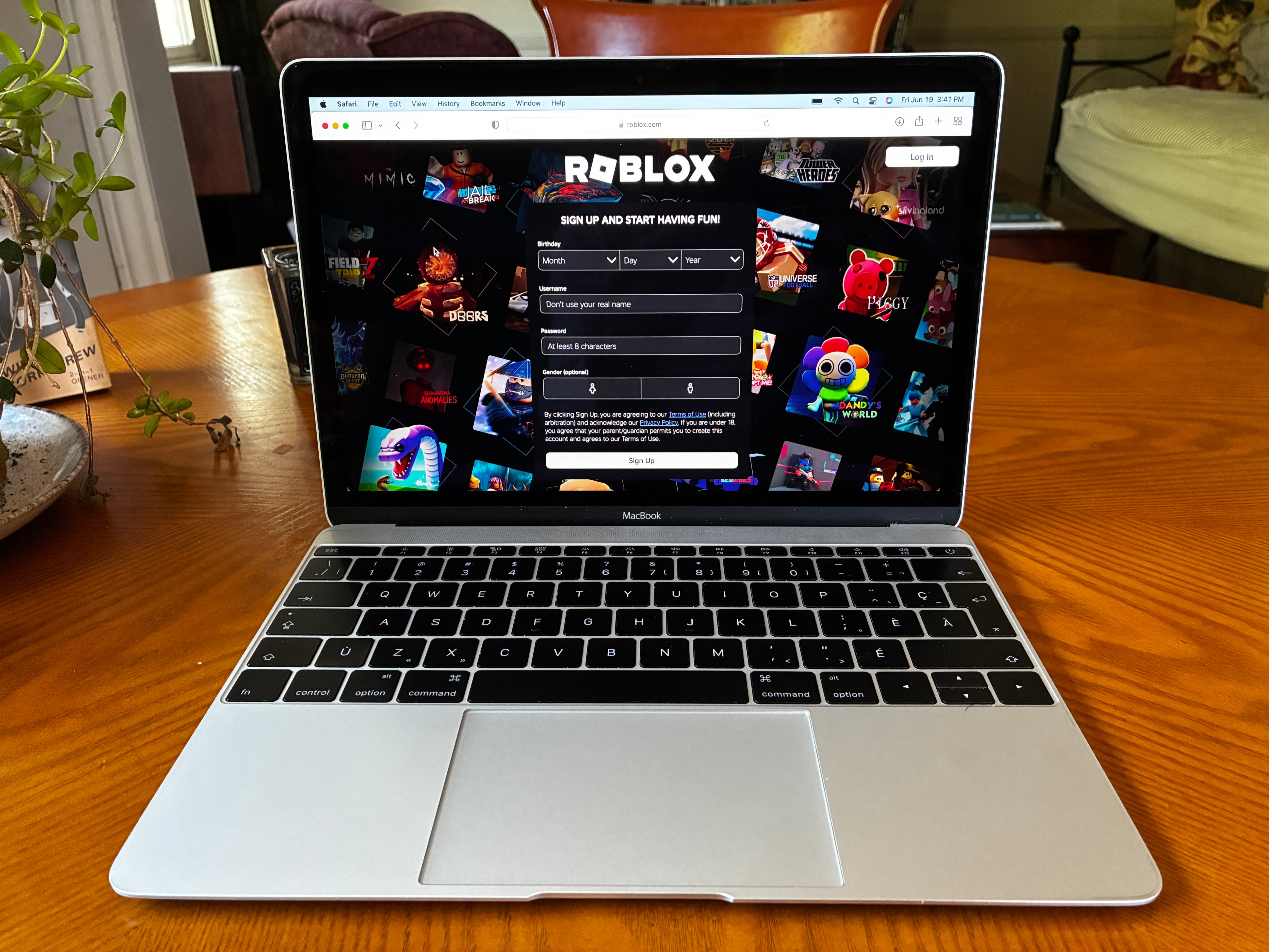 Apple MacBook Retina Display PLUS BONUS!! - photo 3