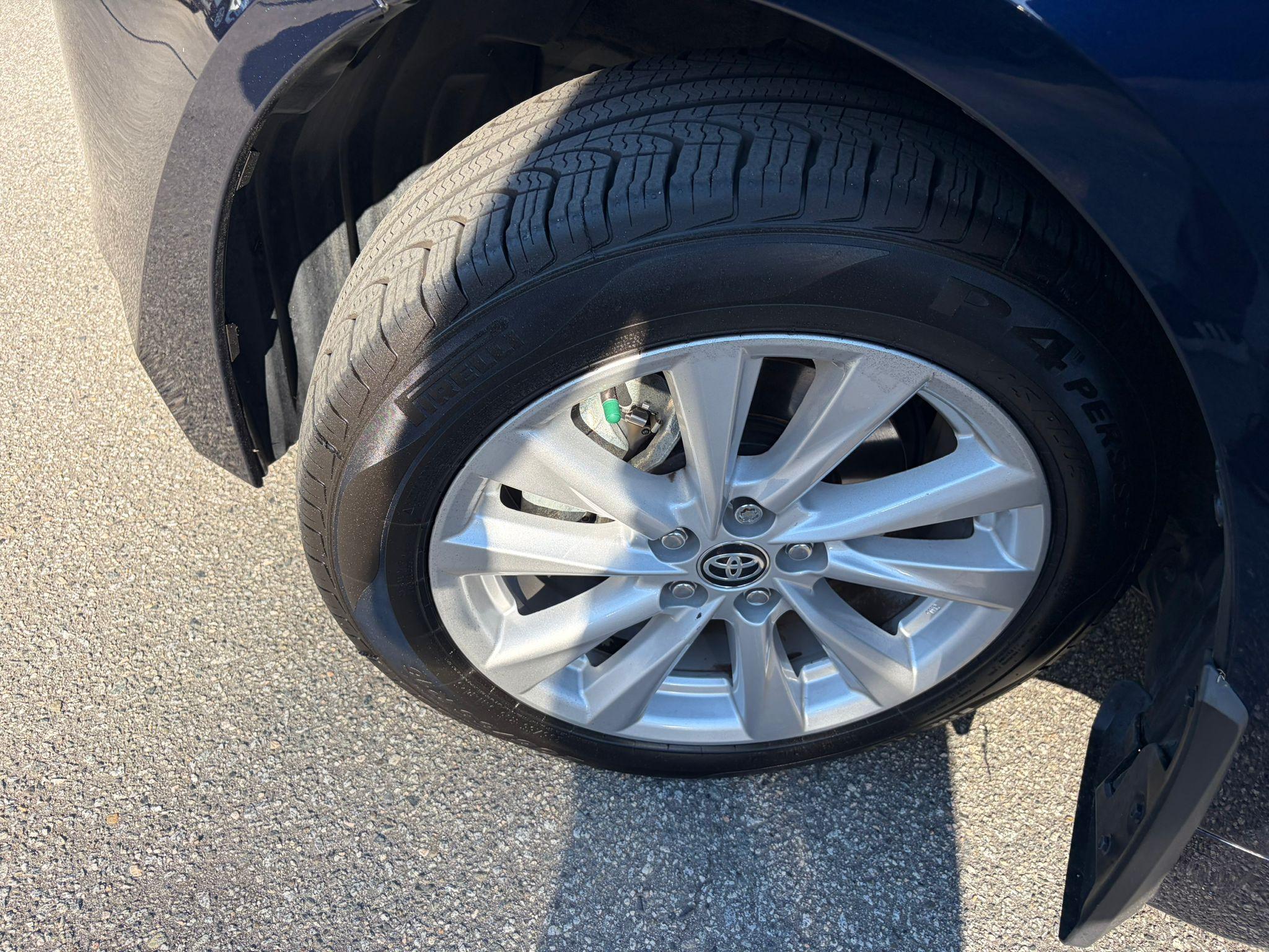 2024 Toyota Corolla LE CVT - photo 5