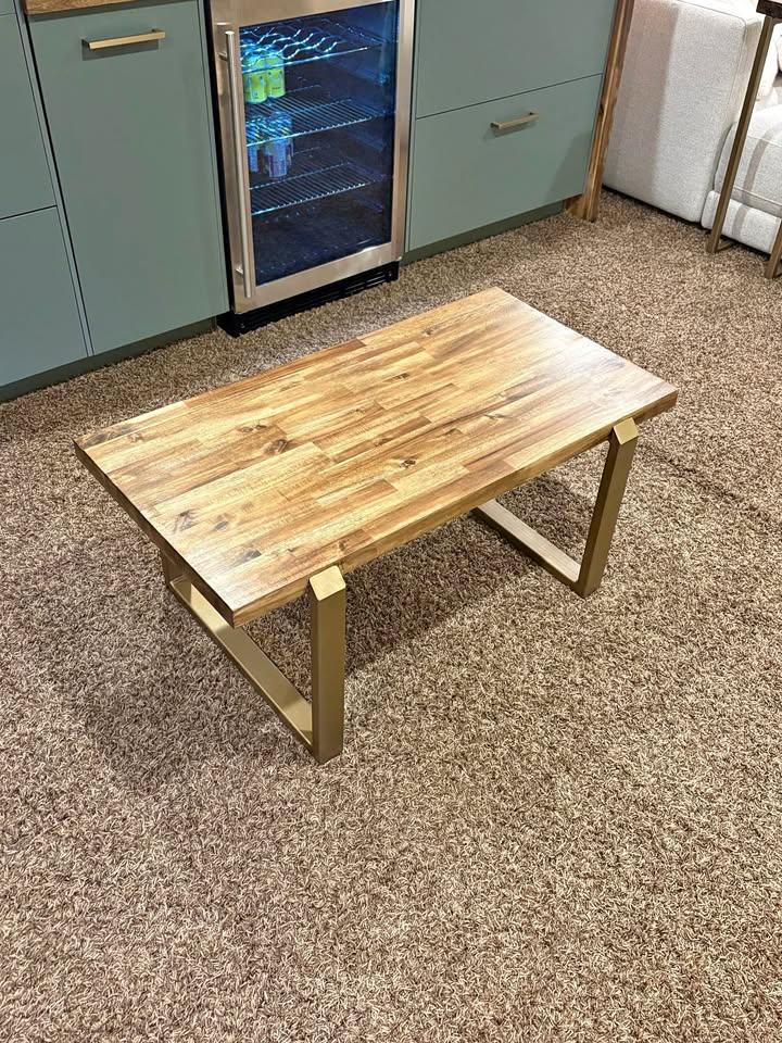 Handcrafted solid wood coffee table - photo 2