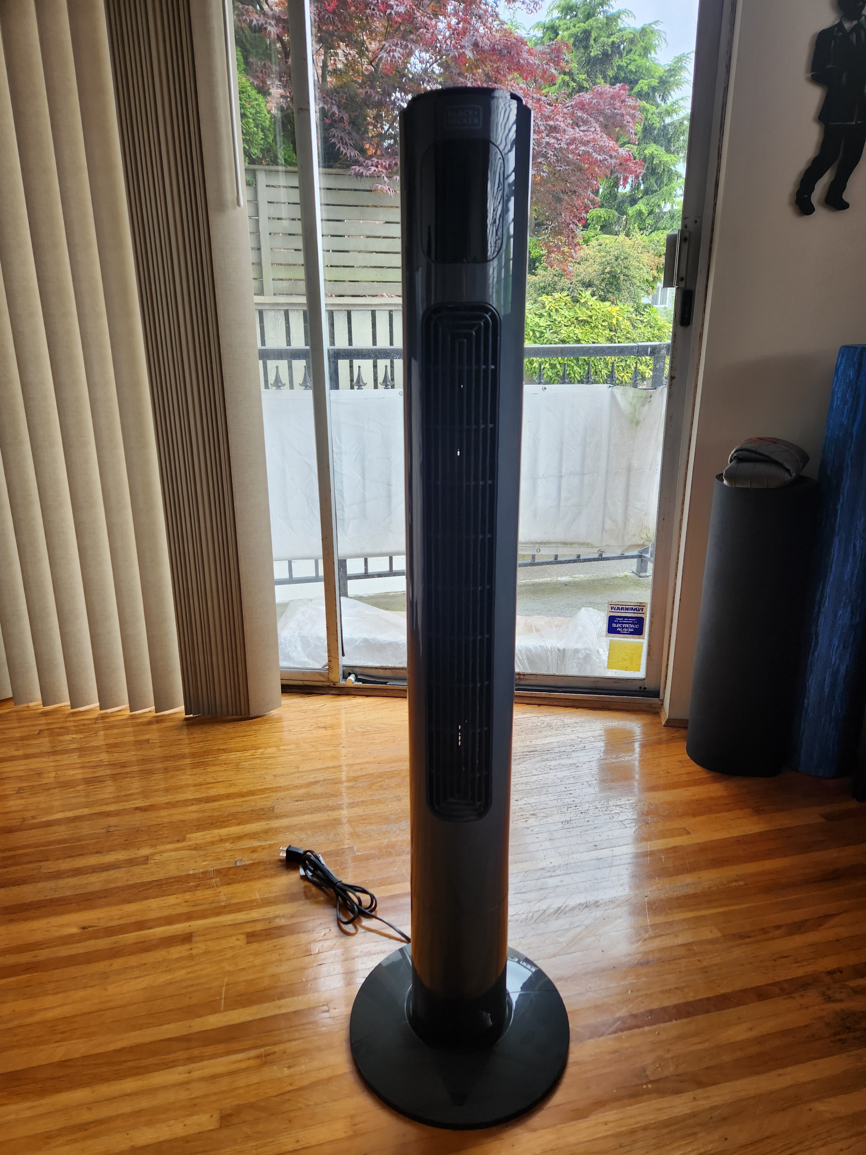 Black+Decker Digital Tower Fan - Great Condition (Oscillating)