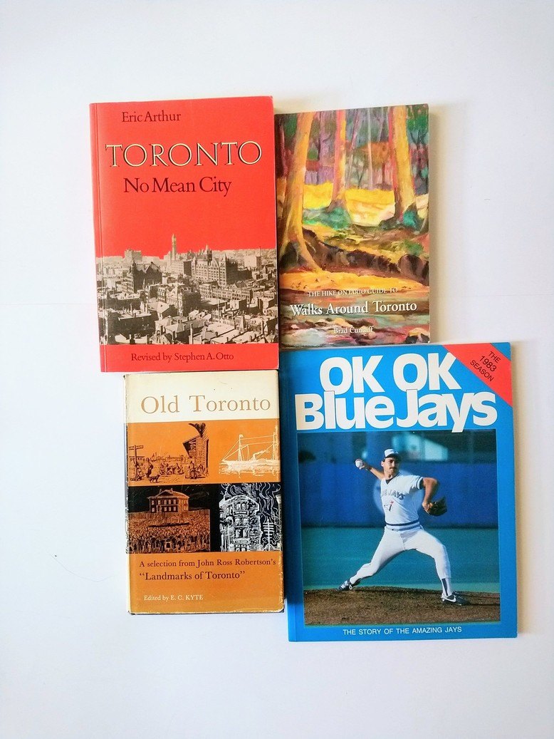 Toronto themed reads!