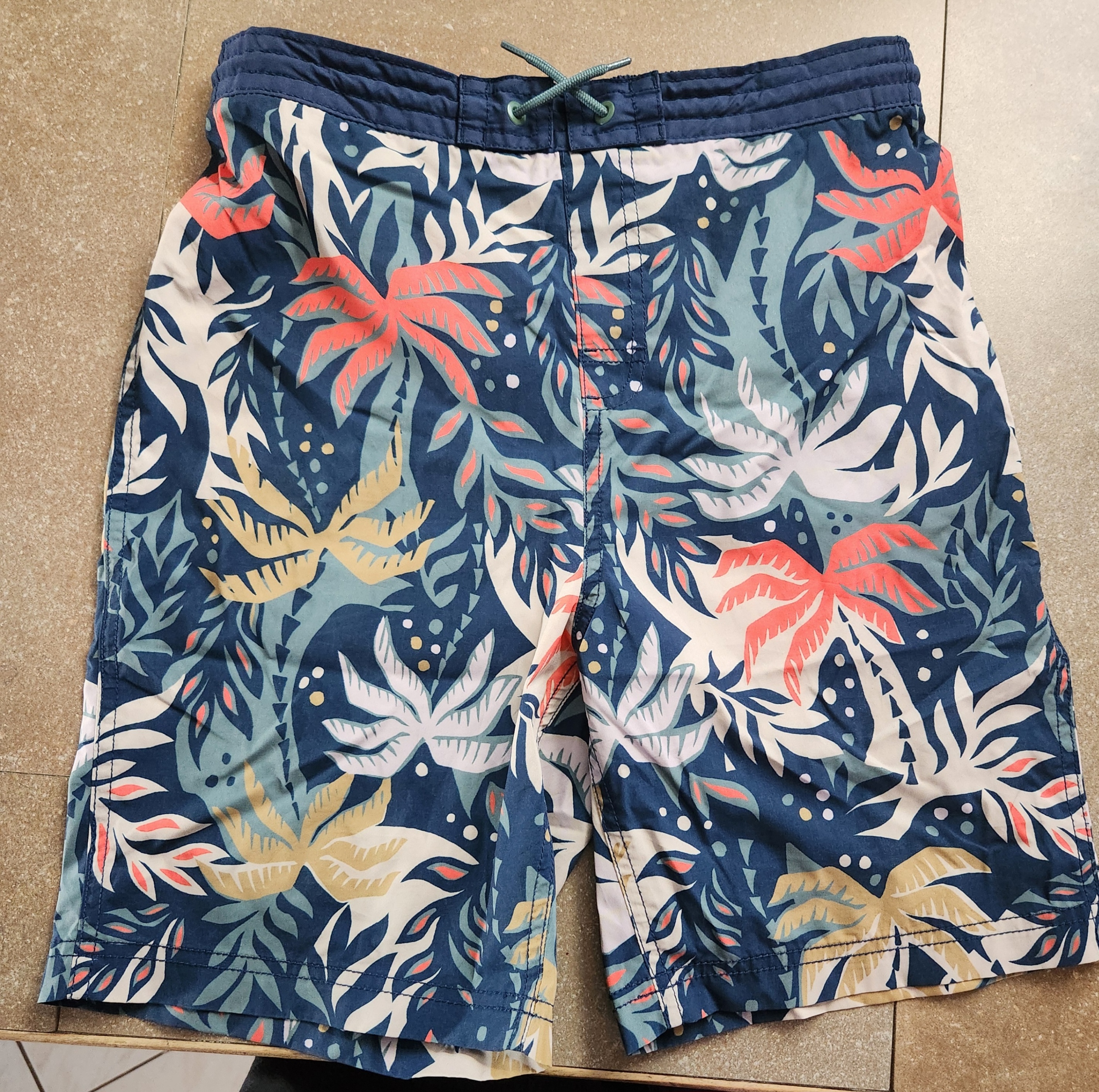 Boys SZ XXL (18) Swim Short