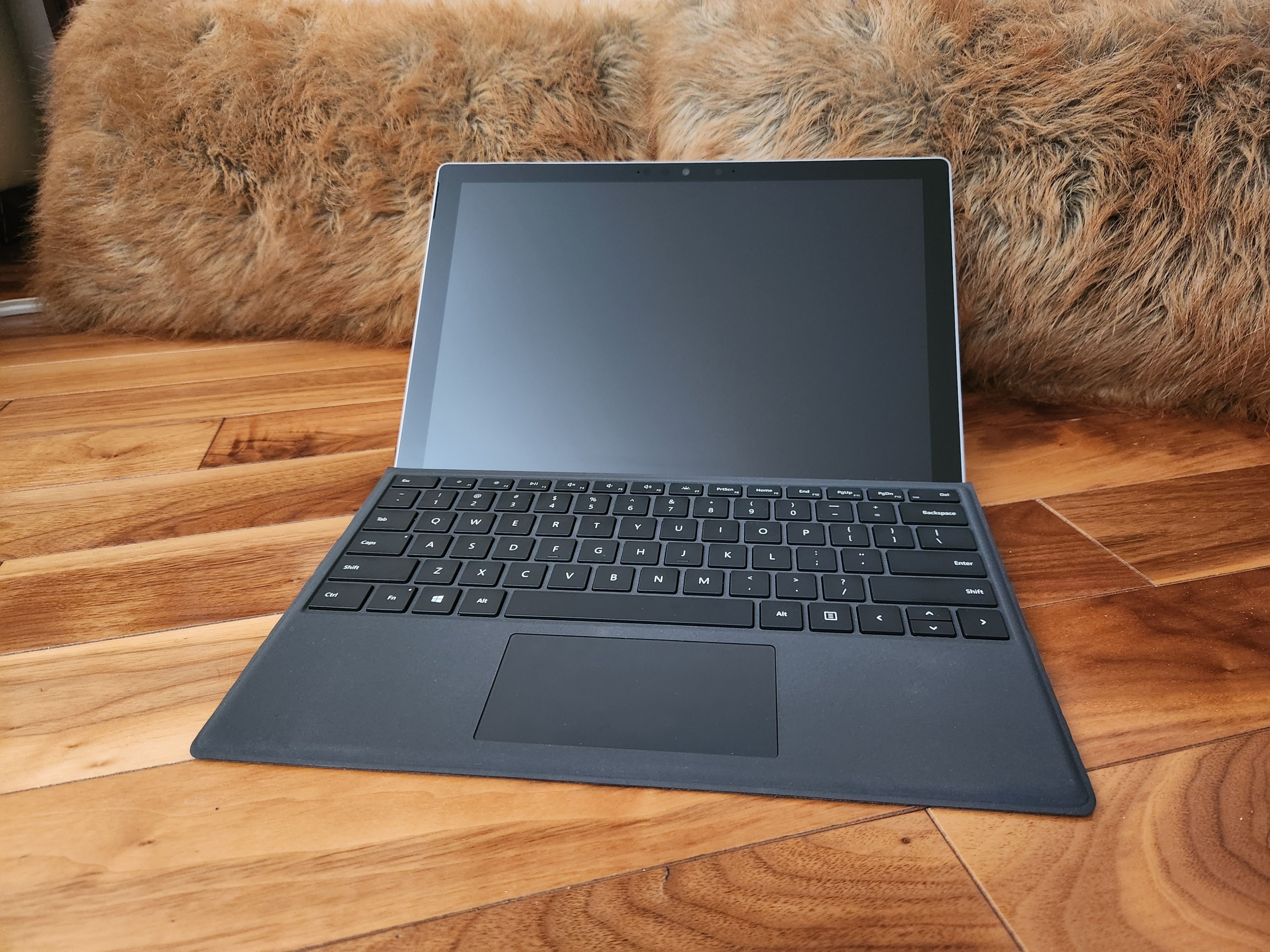 Surface Pro 7+ (i7, 16GB RAM, 256GB SSD) [Model: 1960]