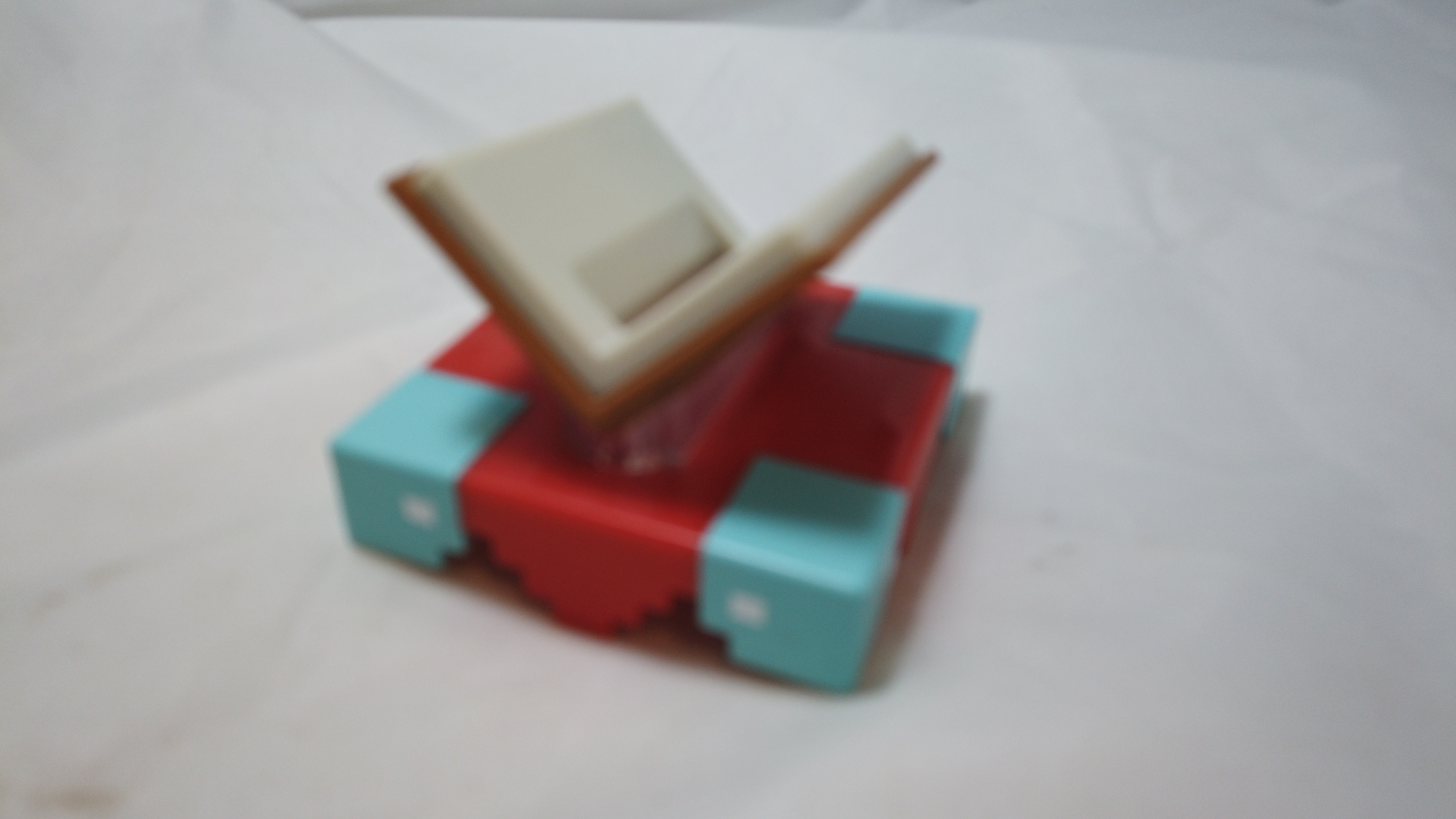 Minecraft Enchanting Table Figure Hover Book Pixel Statue Desk D - photo 3