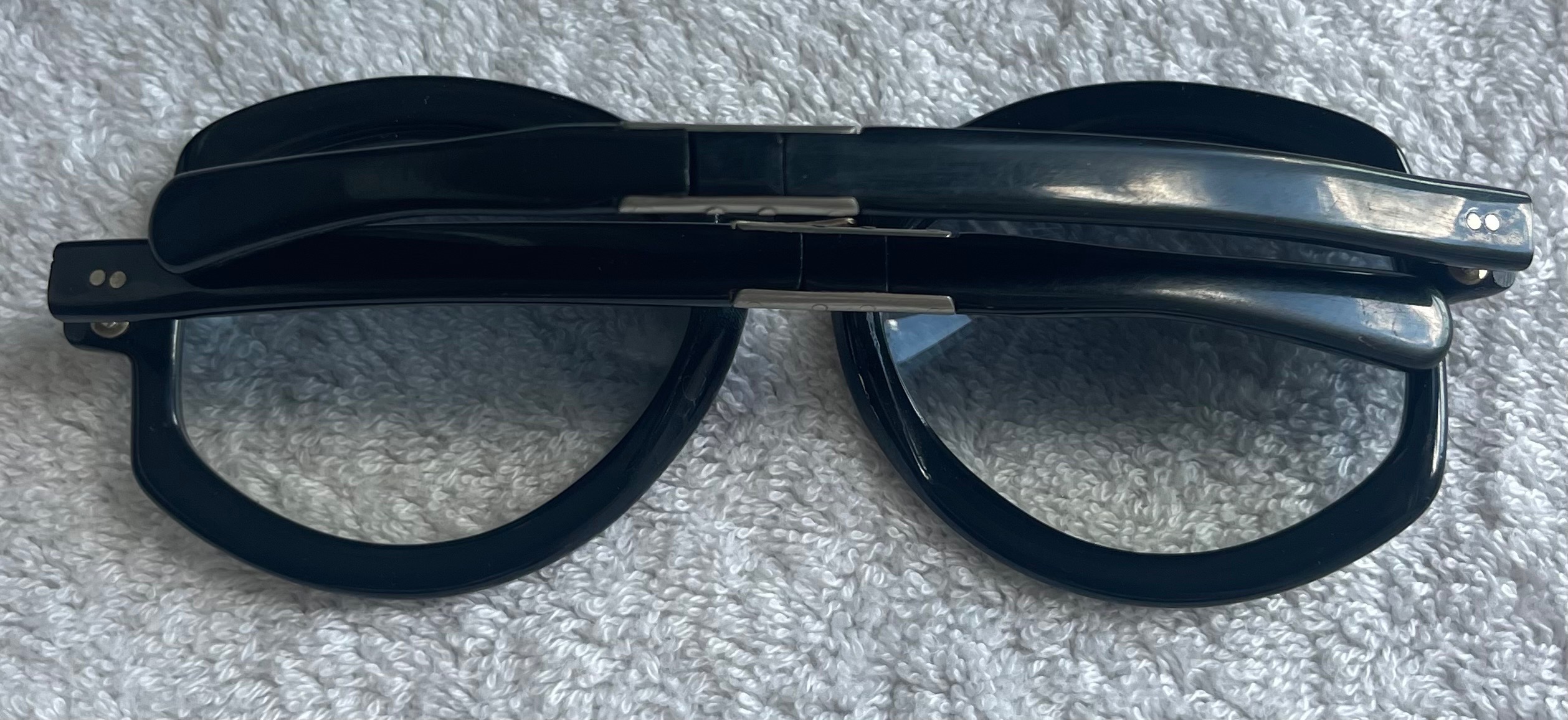 Vintage 70s Eye-Bender "Lisette" Folding Sunglasses - photo 4