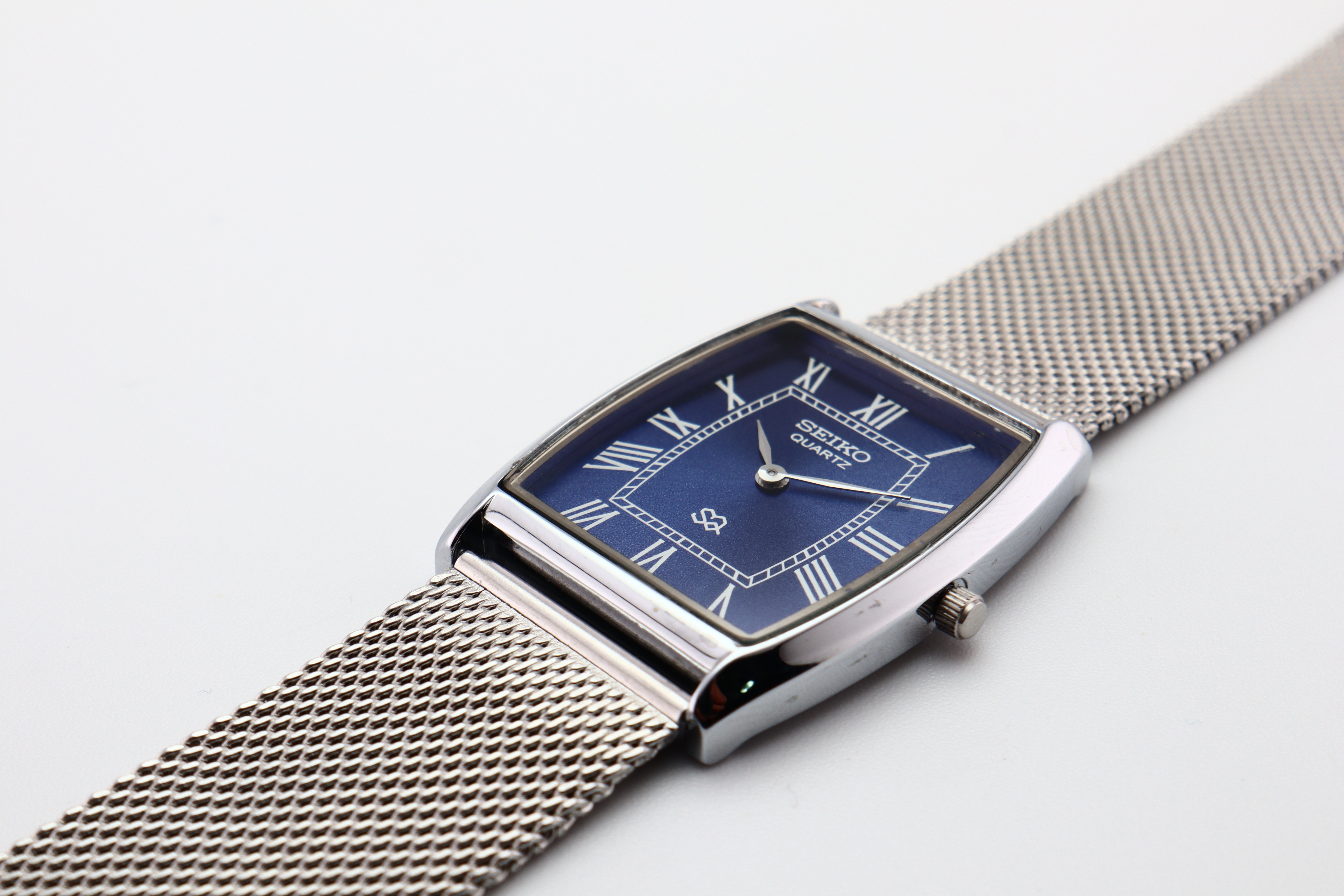 Refurbished Vintage Barrel Tank Men’s Watch - photo 4