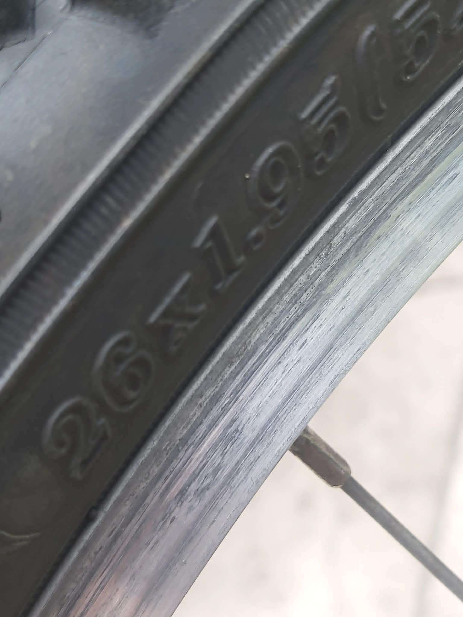 Infinity Mountain Bike - 21 Speed - photo 5