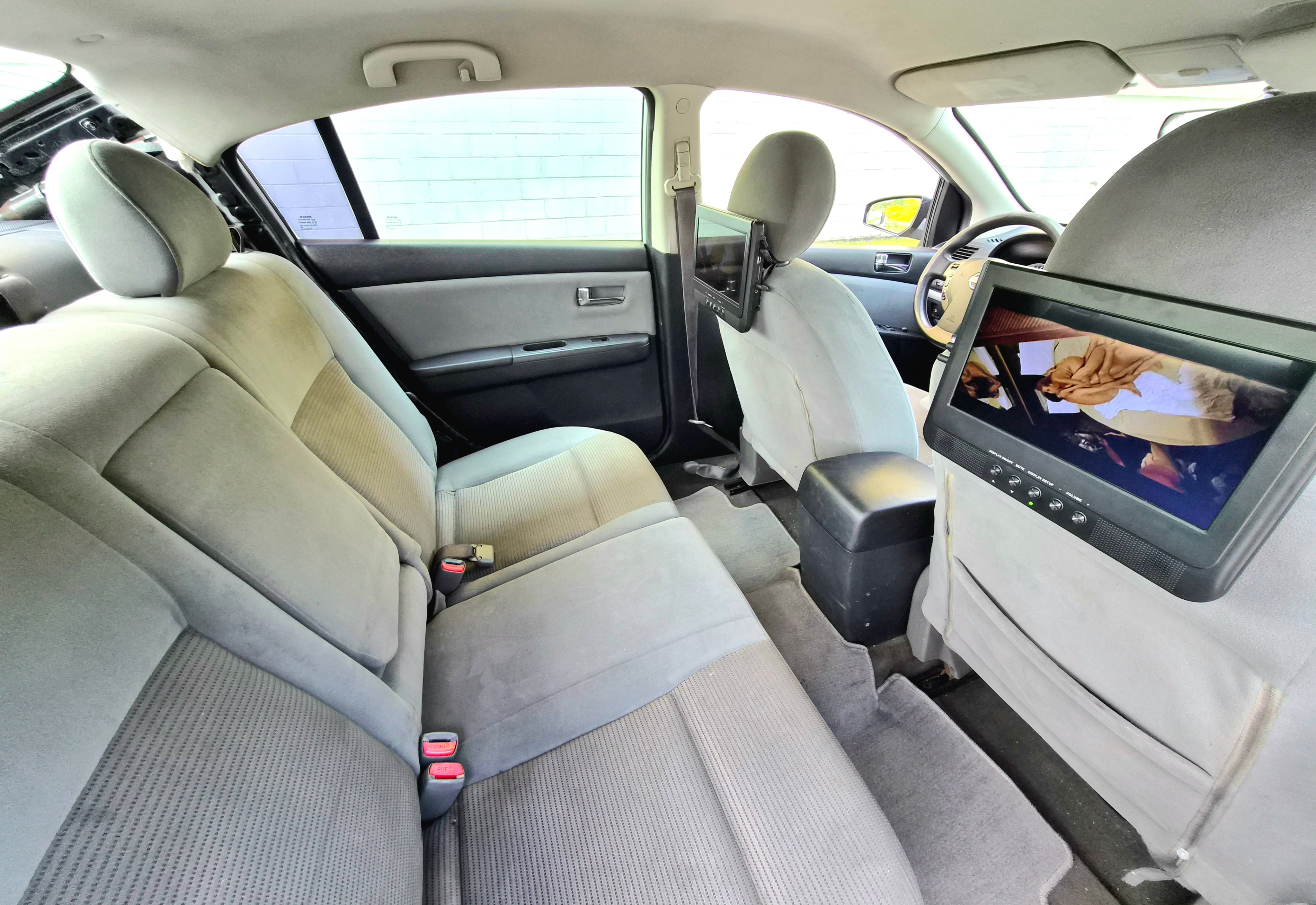 2012 Nissan Sentra 4 cylinders - photo 4