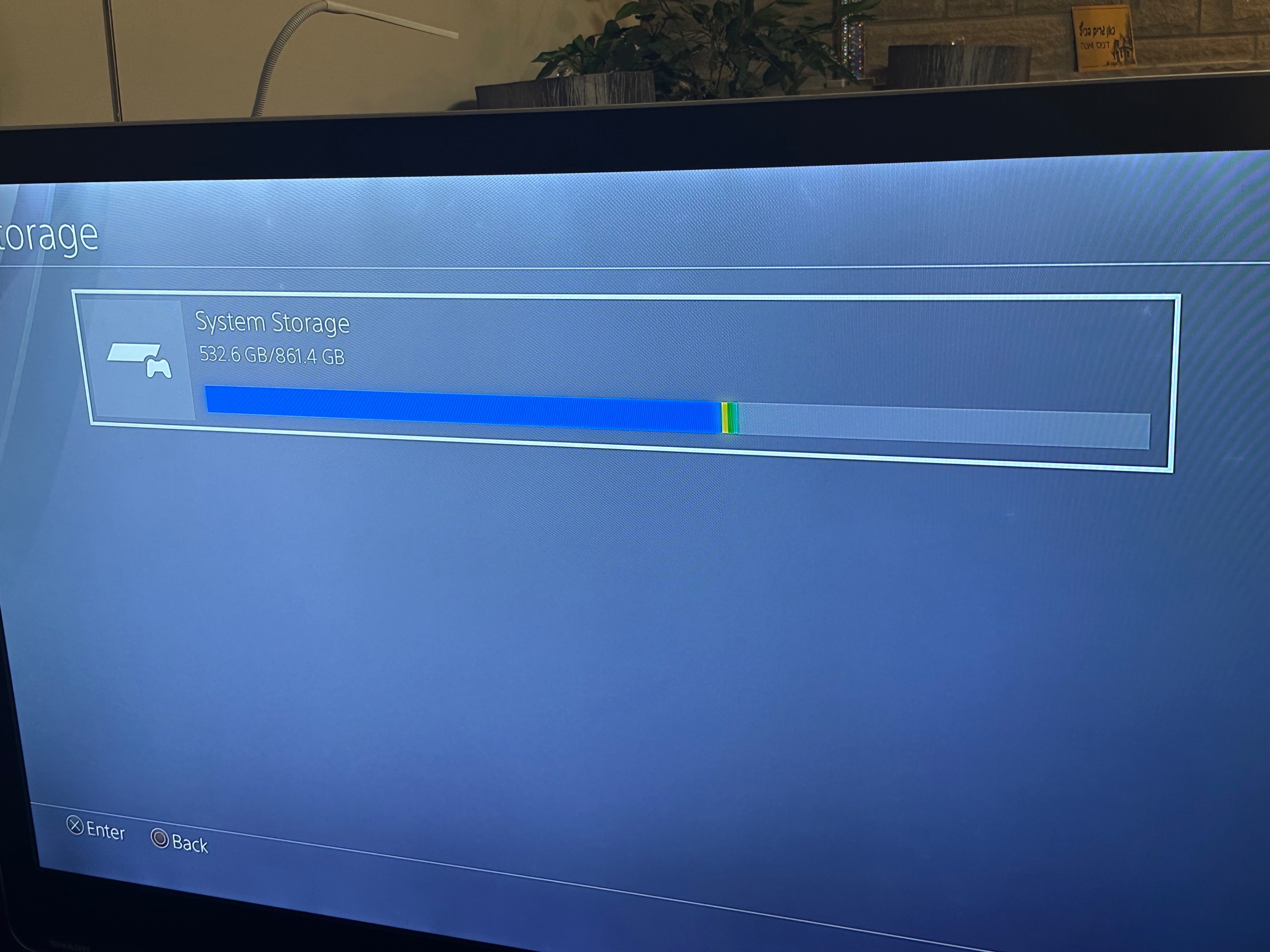 PS4 PRO 1 TB, 1 controller, docking station, headset and 2 games - photo 4