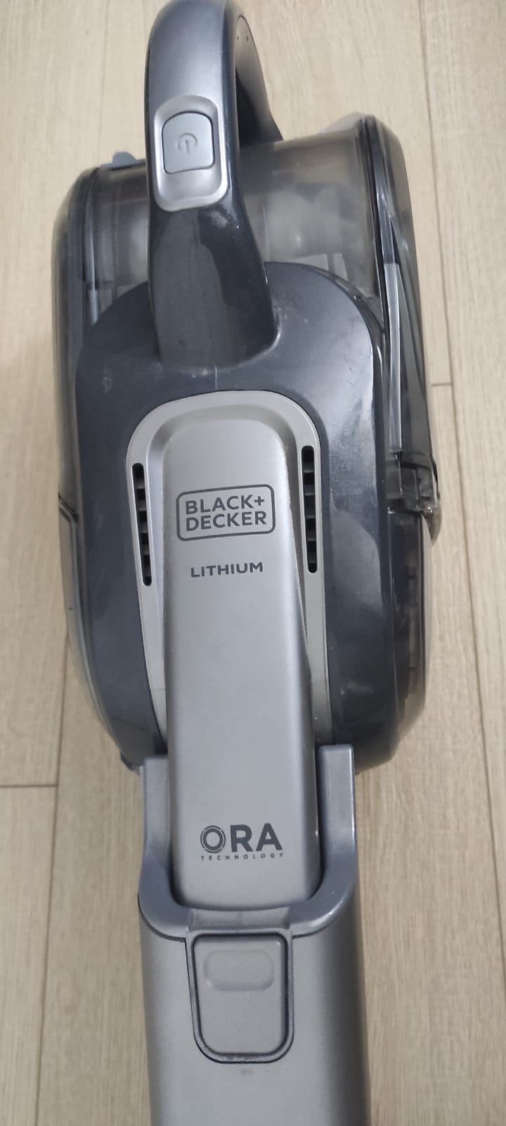 Black + Decker Cordless Vacuum - photo 2
