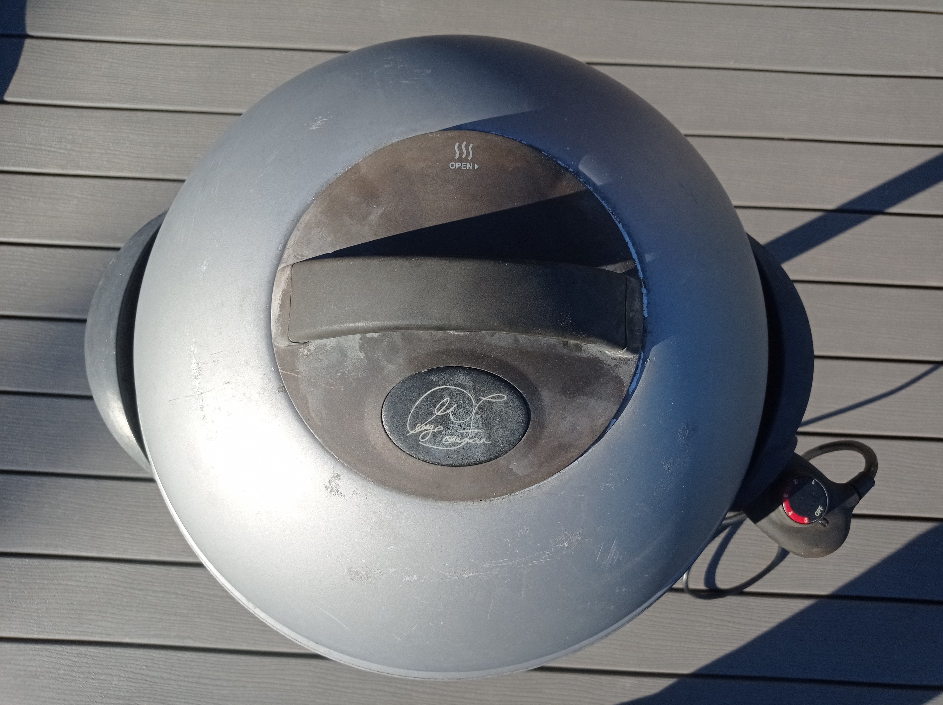 George Foreman GGR50B Indoor/Outdoor Electric Grill - photo 2