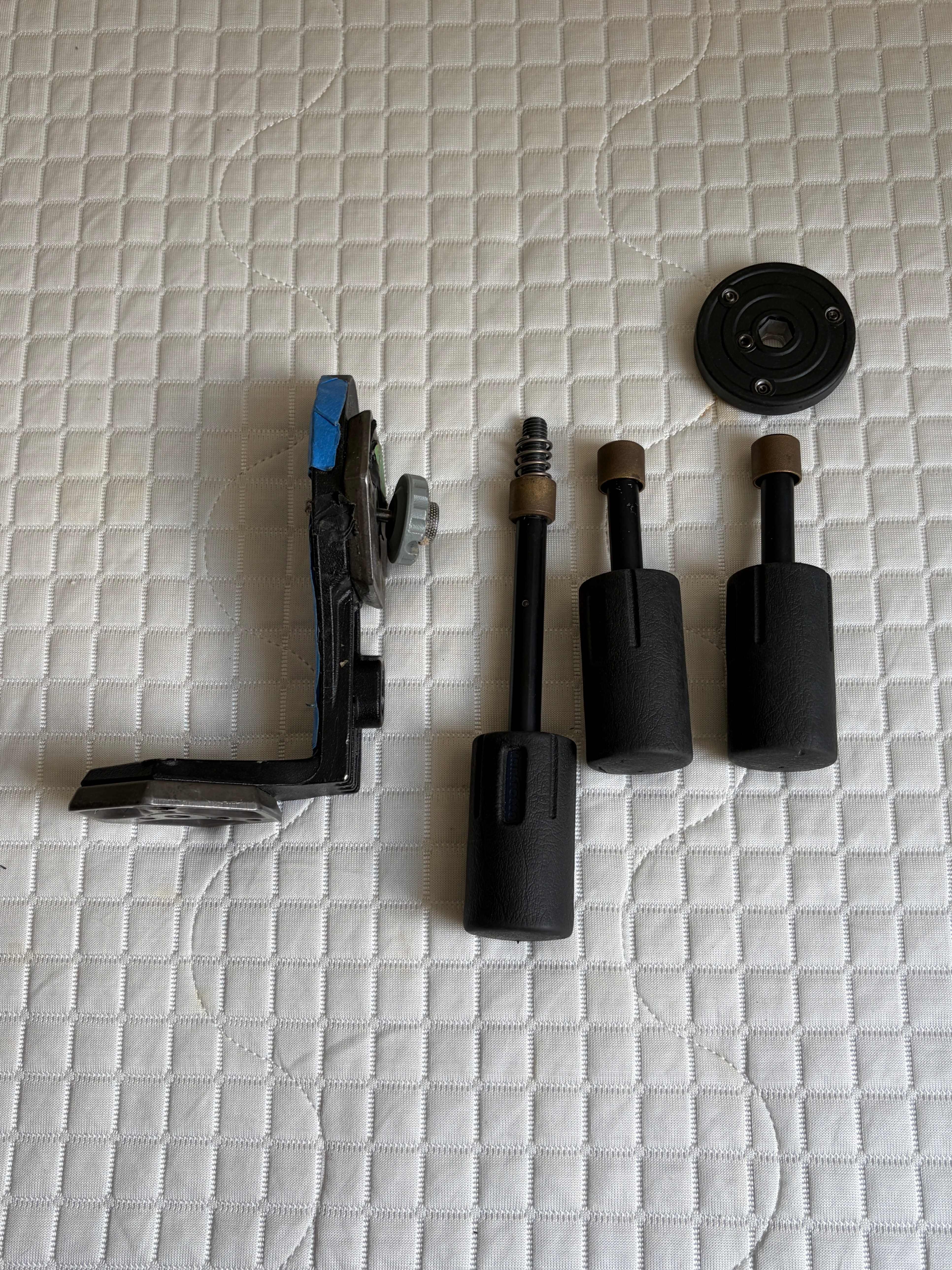 Manfrotto 190CLB Tripod with 3275 Head and 360 Panoramic head - photo 4