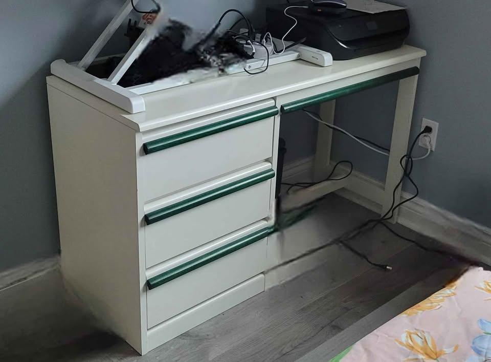 2 x Wooden Drawer Chests