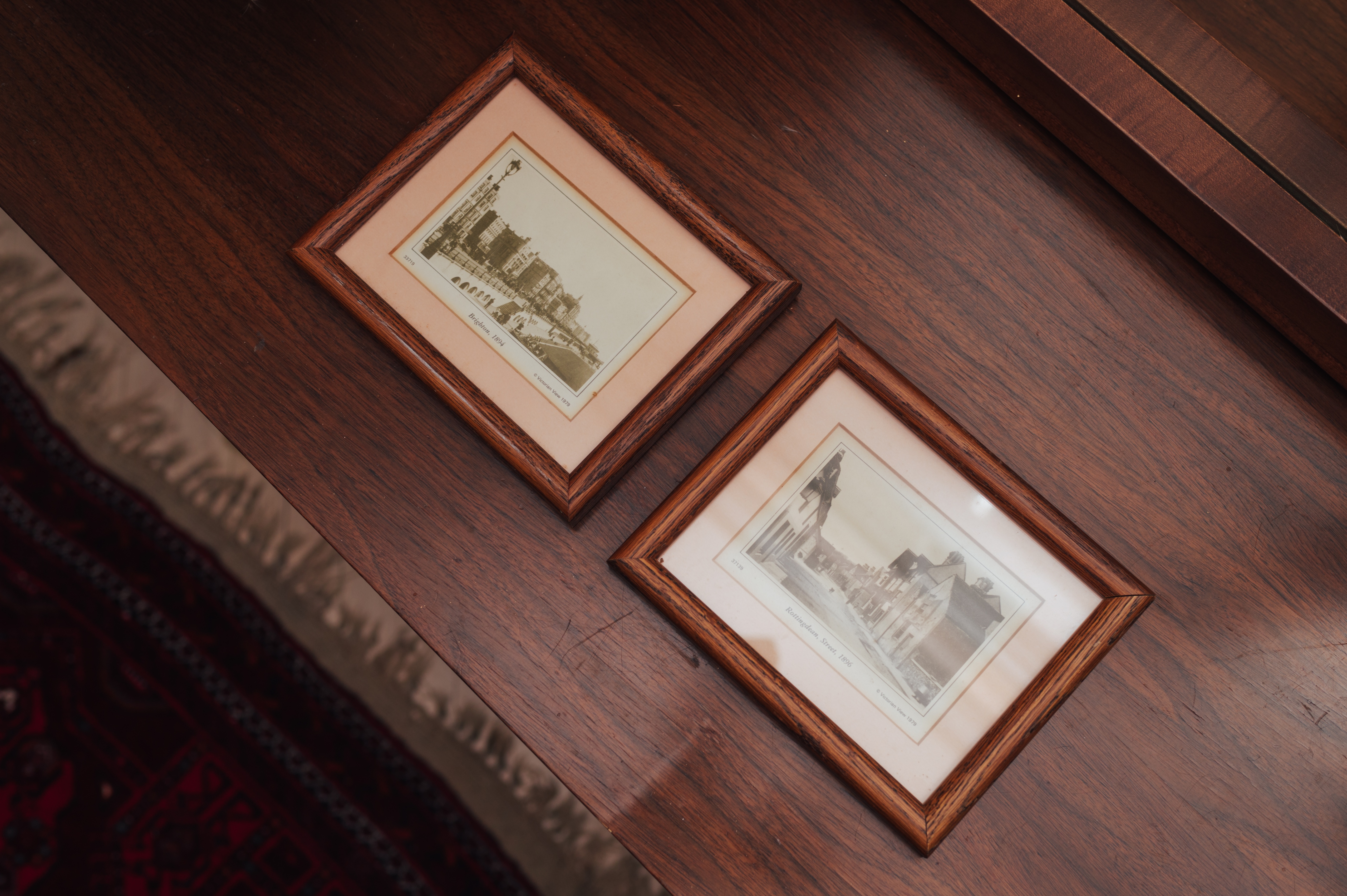 English Street Scenes, 1894 & 1896 — Framed Pair - photo 5