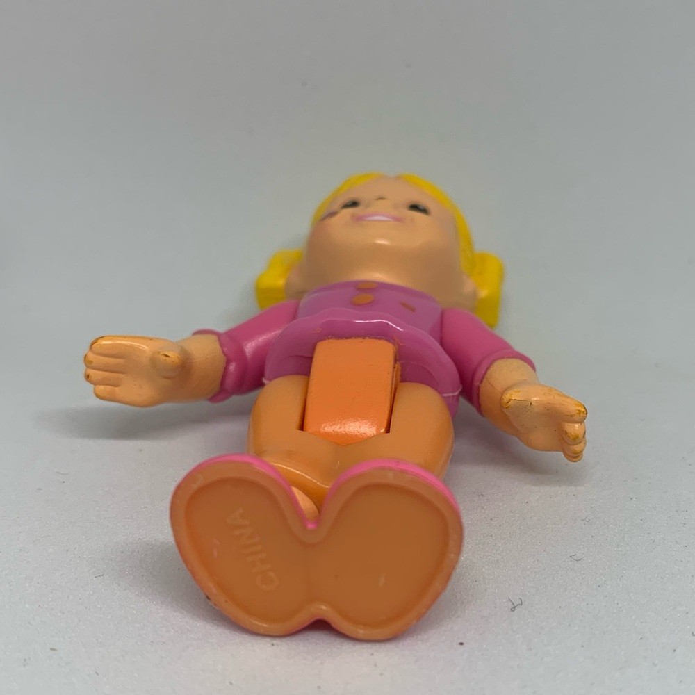 Fisher Price Loving Family MY FIRST DOLLHOUSE 2005 Blonde Girl S - photo 2