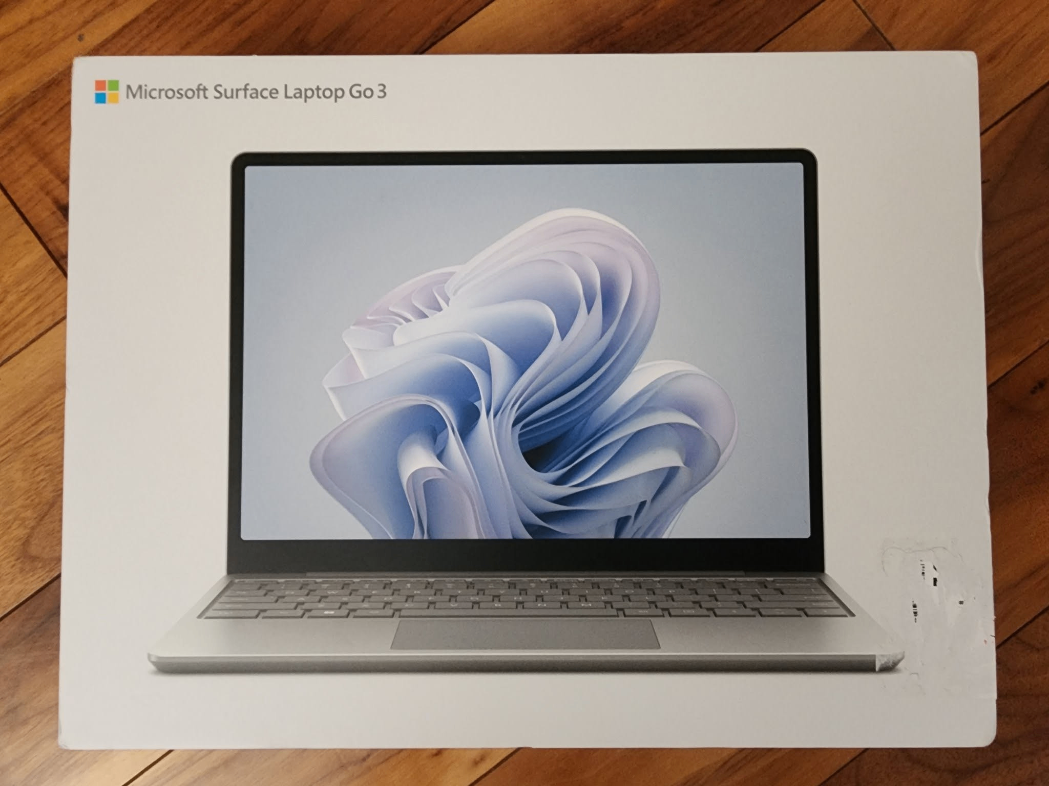 Surface Laptop Go 3 (i5, 8GB RAM, 256GB SSD) [Model: 2013]